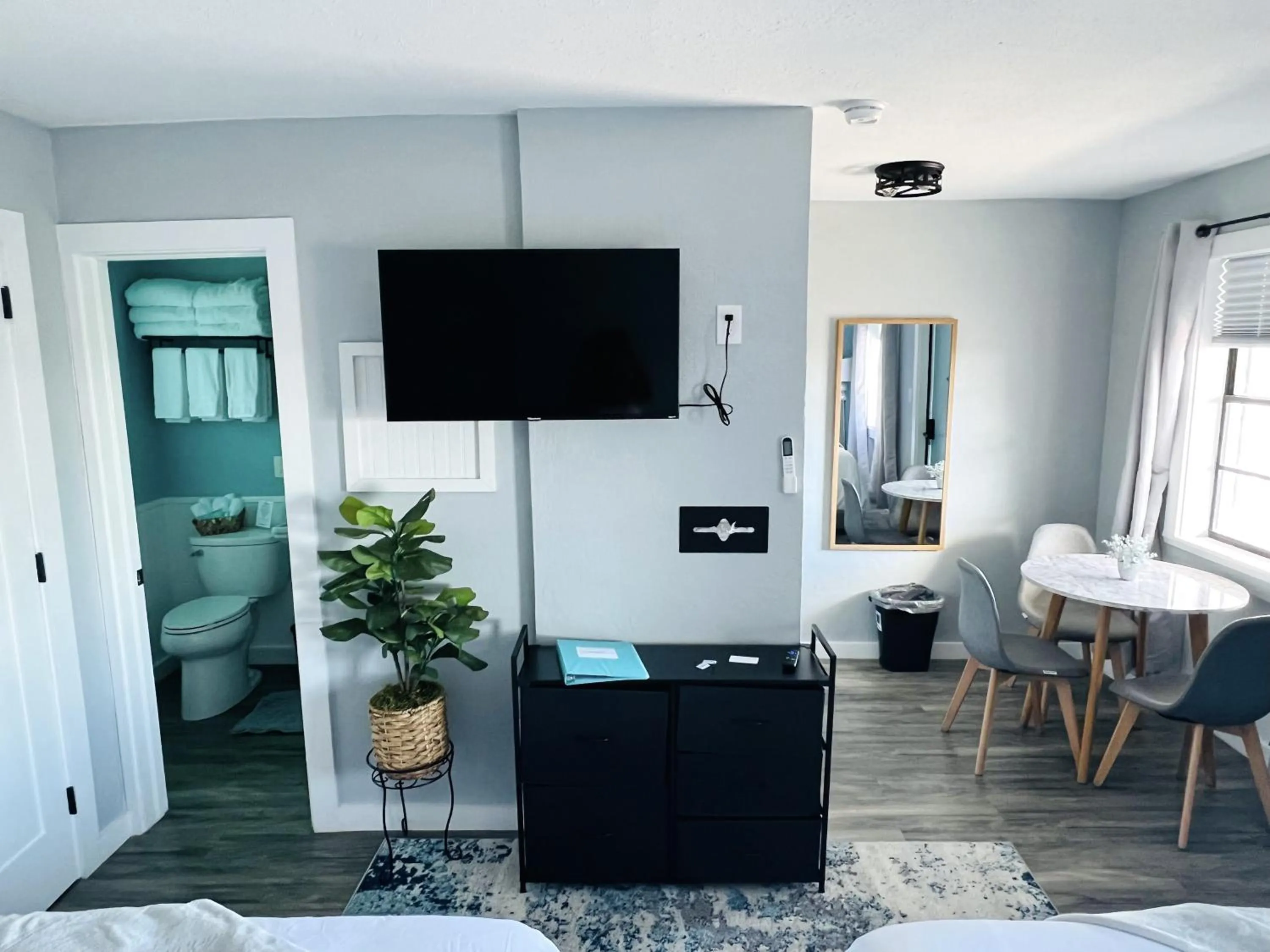 Bed in 1915 Beach Club