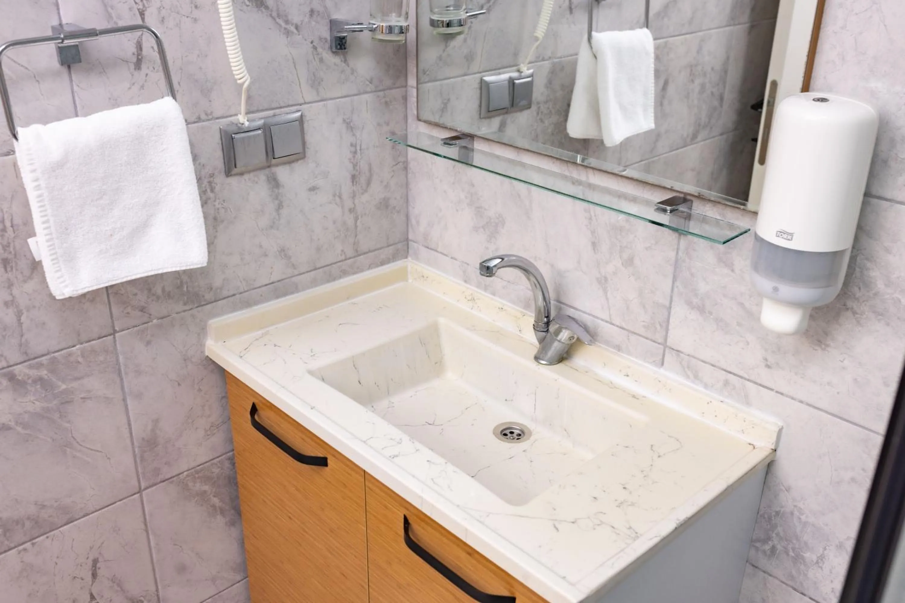 Shower in PALMİLA BUTİK OTEL