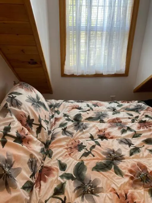 Bedroom, Bed in Loft apartment in Kensington