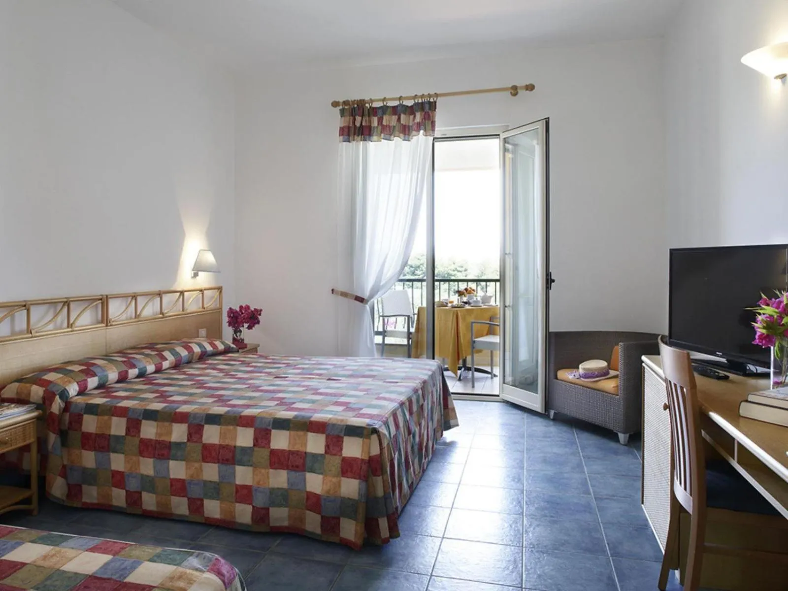 Bed in Hotel I Melograni