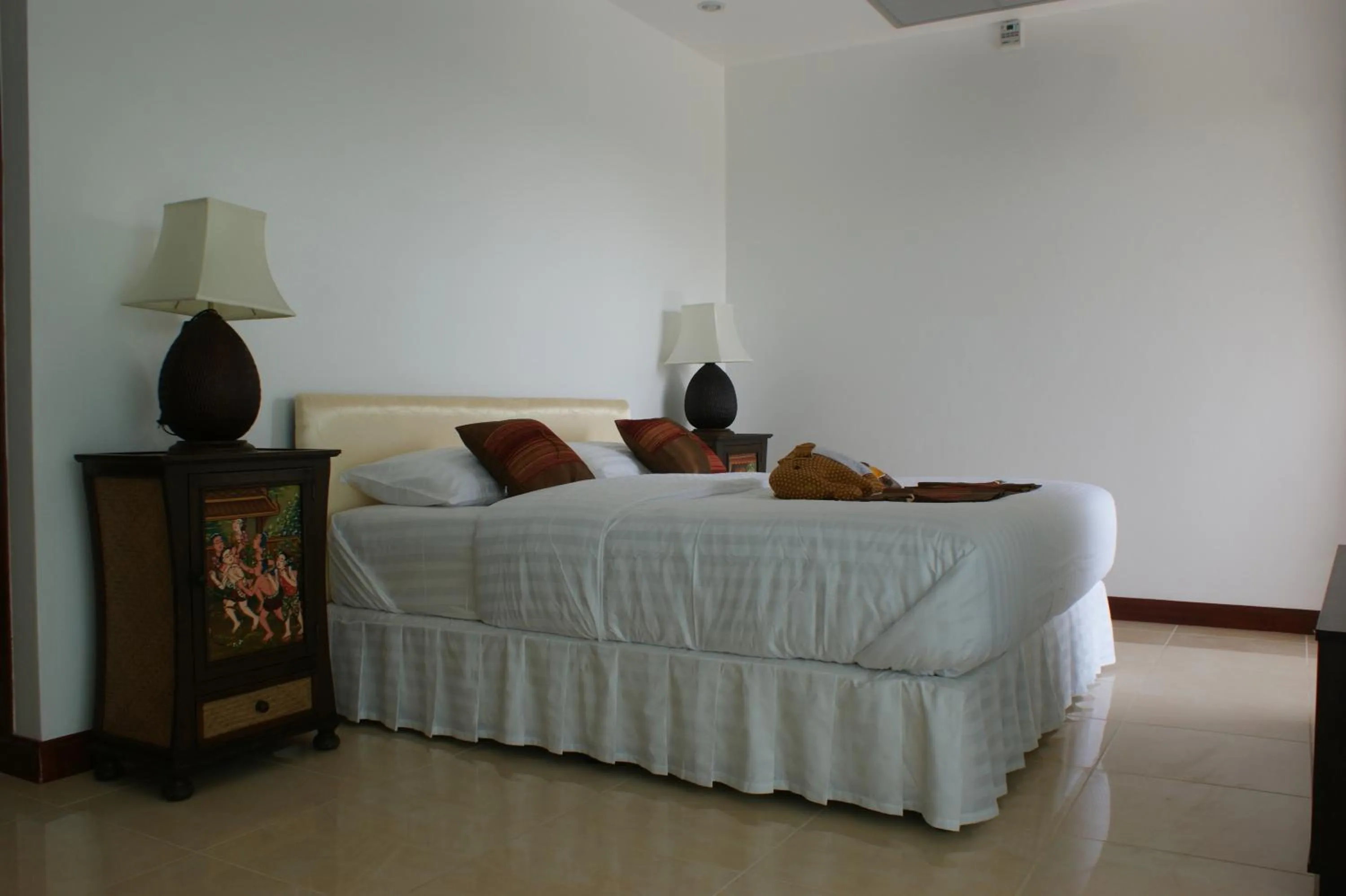 Bed in Sumali Villa