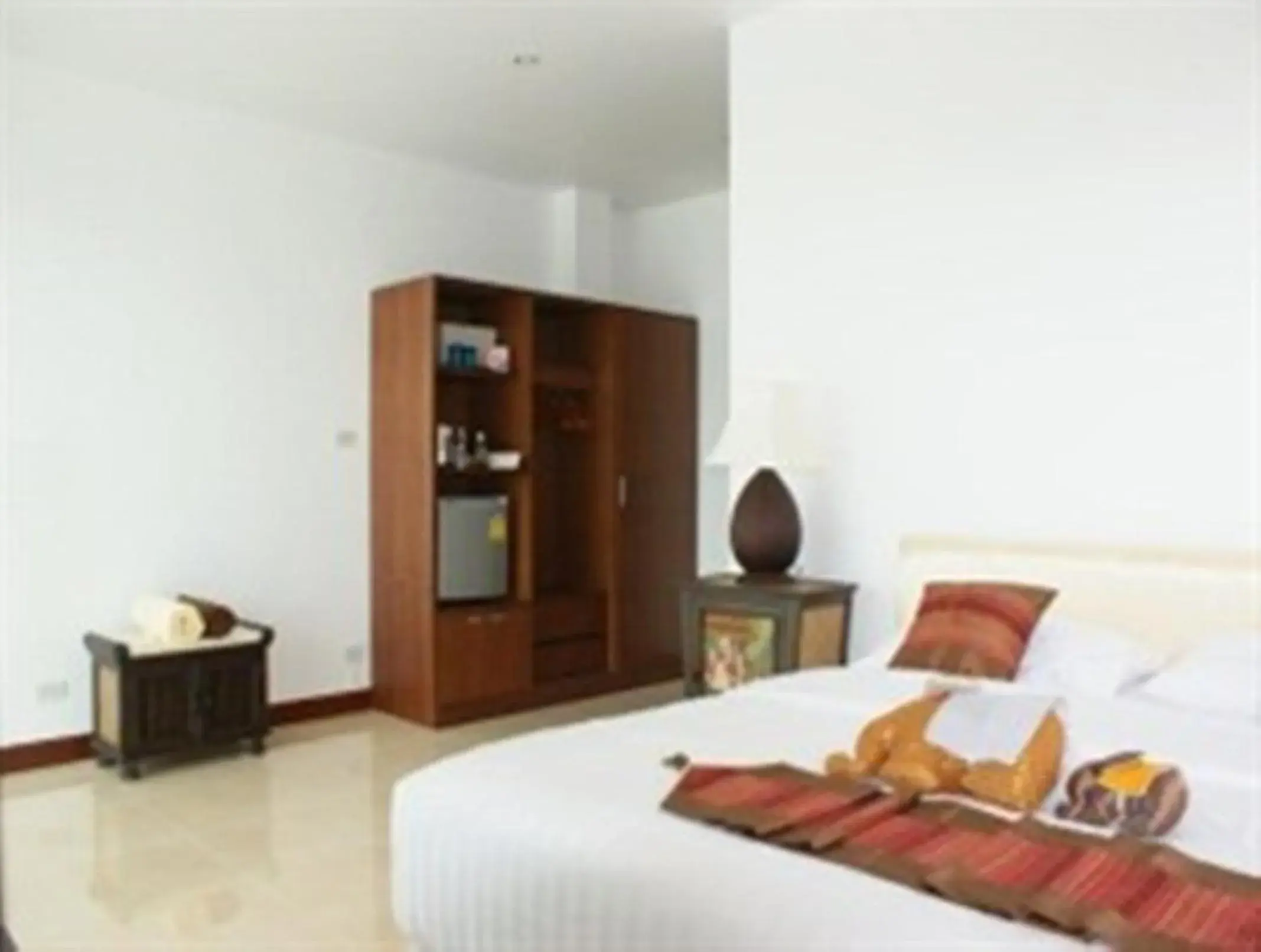 Tulip Double Room with Balcony in Sumali Villa Tulip Double Room with Balcony in Sumali Villa