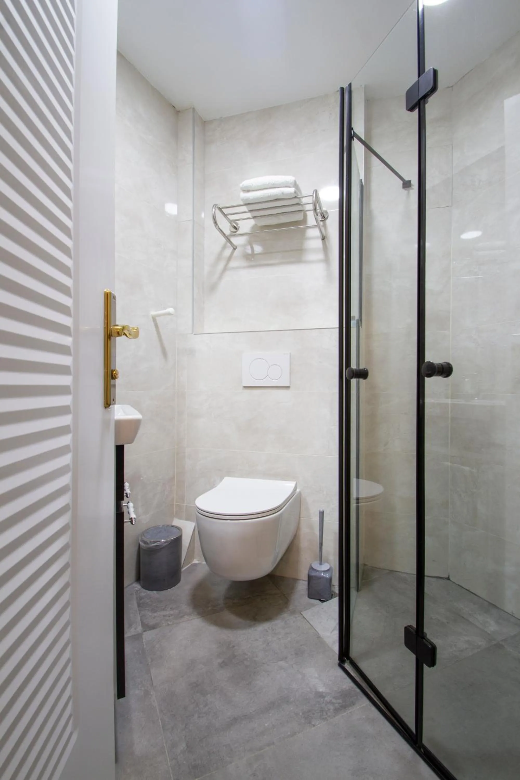 Bathroom in Turna HOTEL