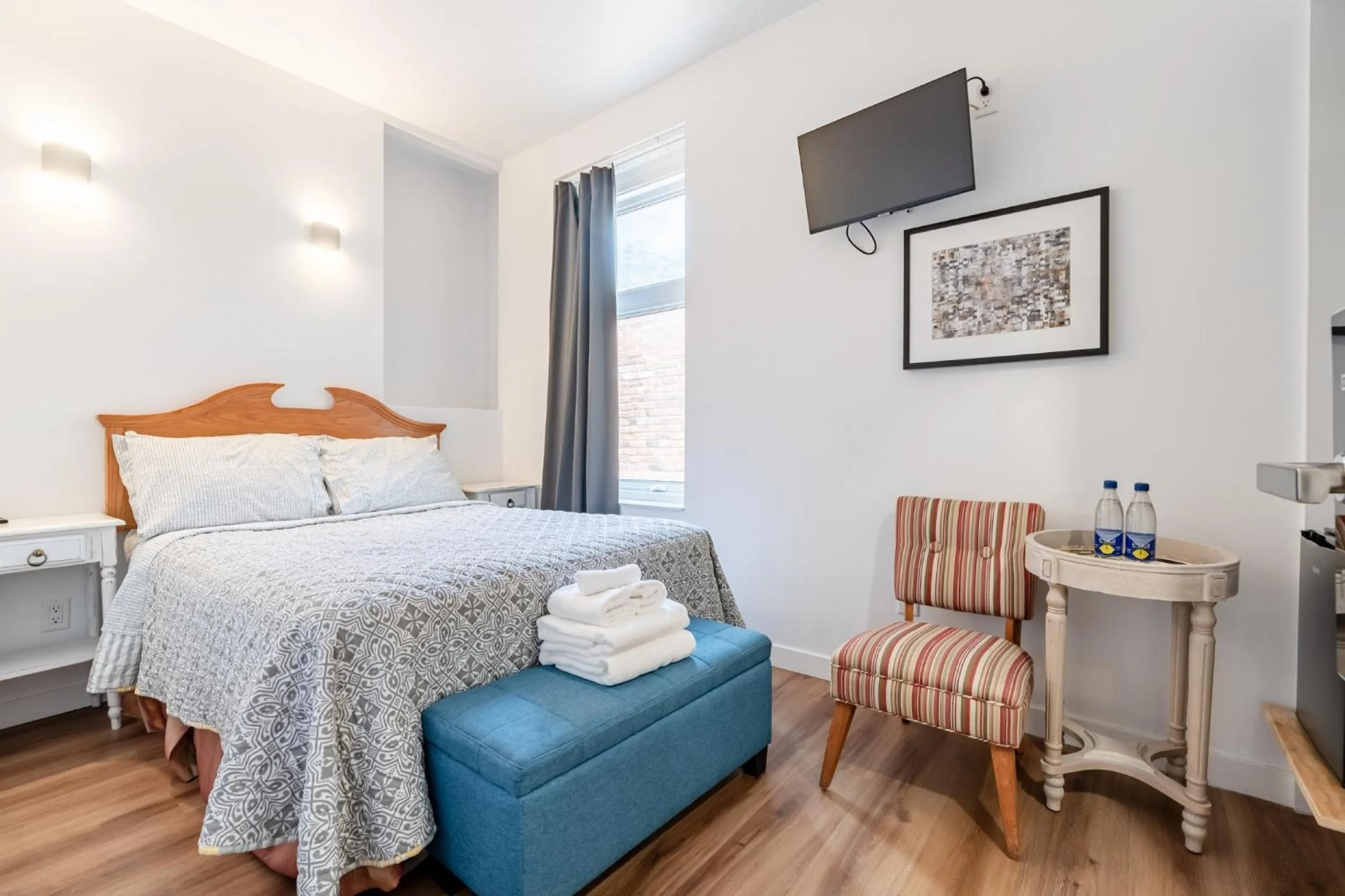 Bed in hotel le coach