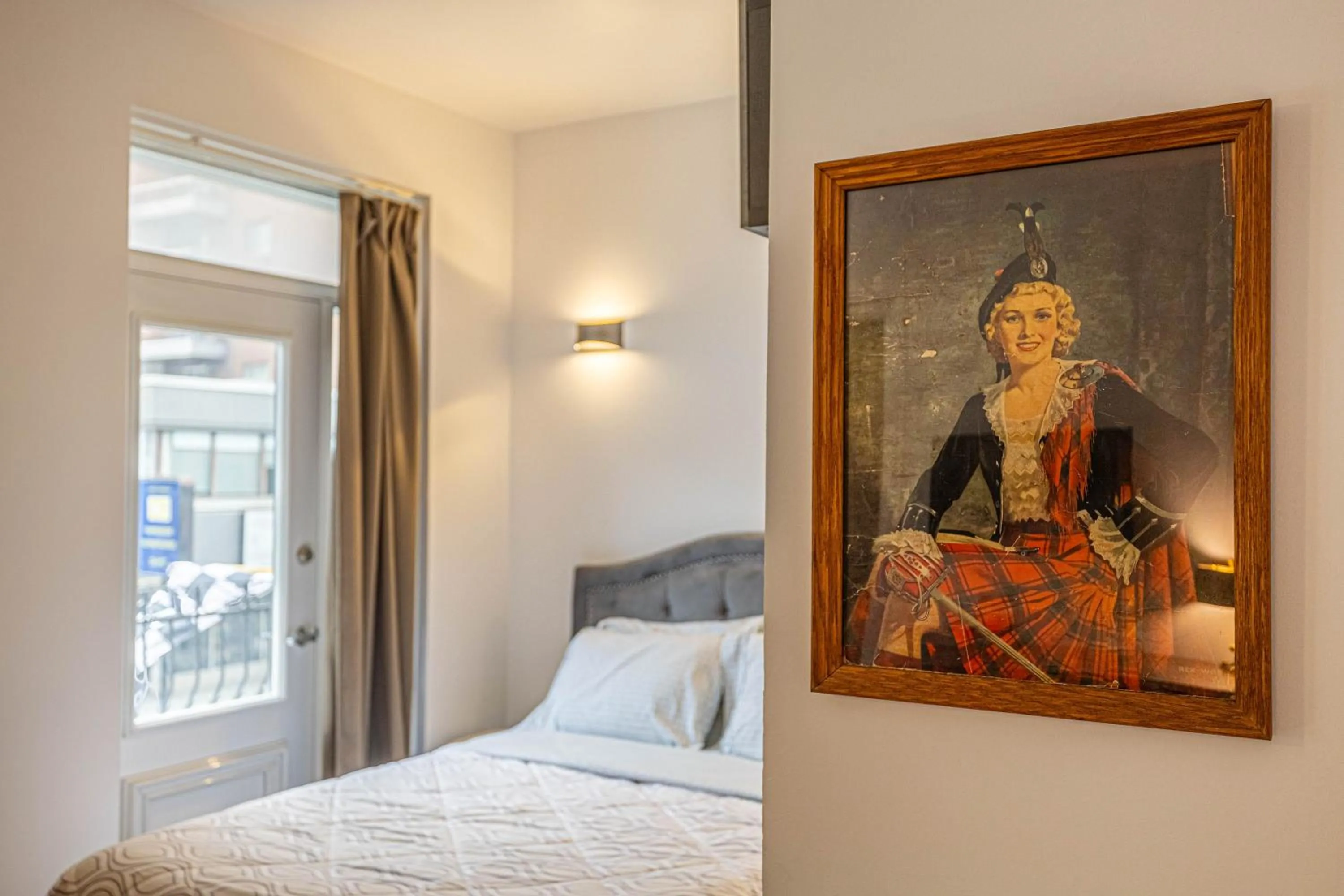 Bed in hotel le coach