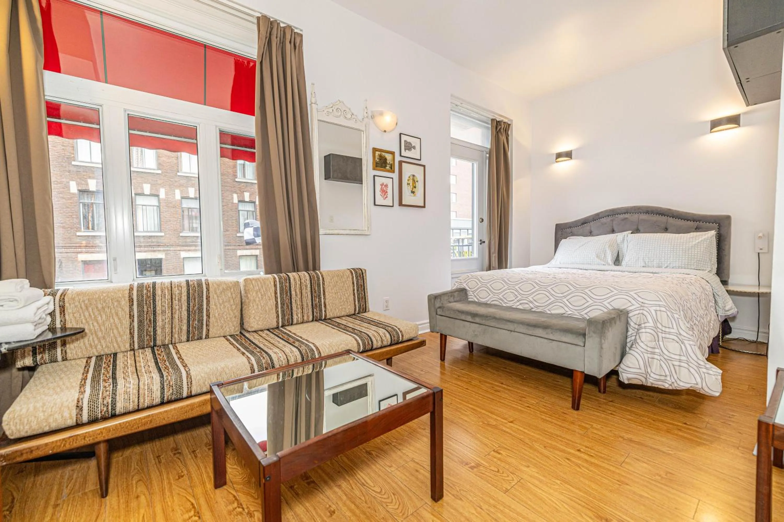 Bed in hotel le coach