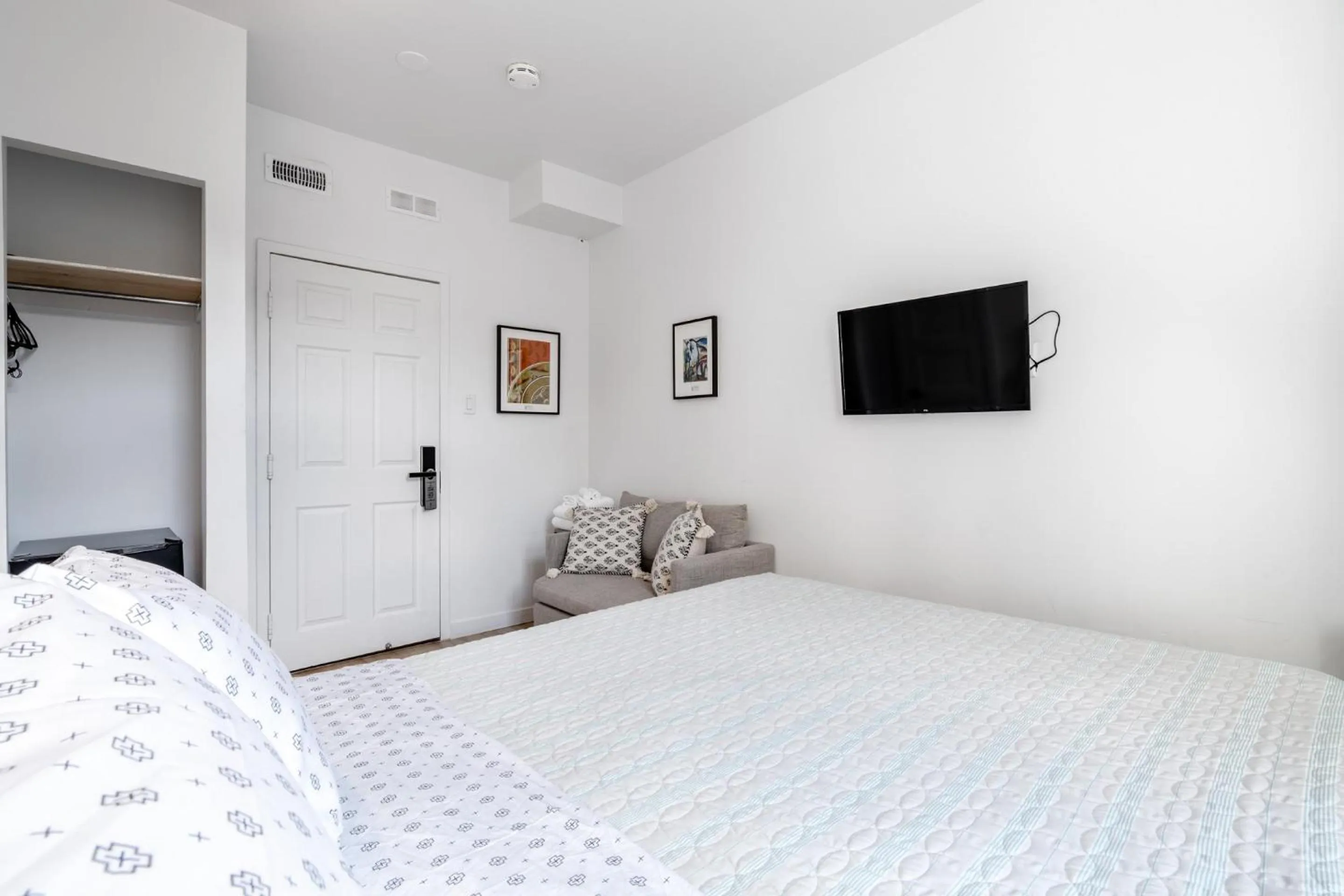 Bed in hotel le coach