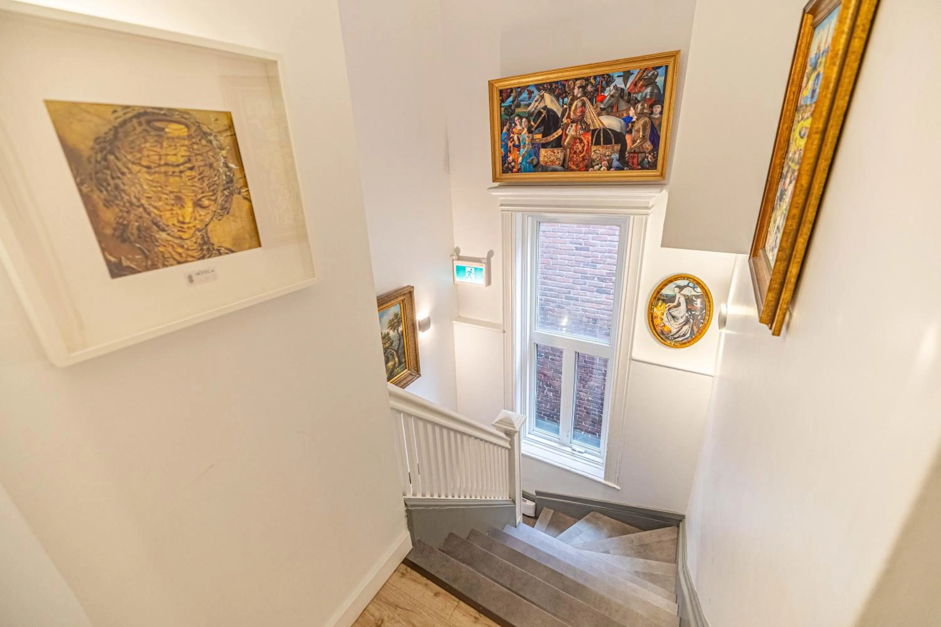 Property building in hotel le coach