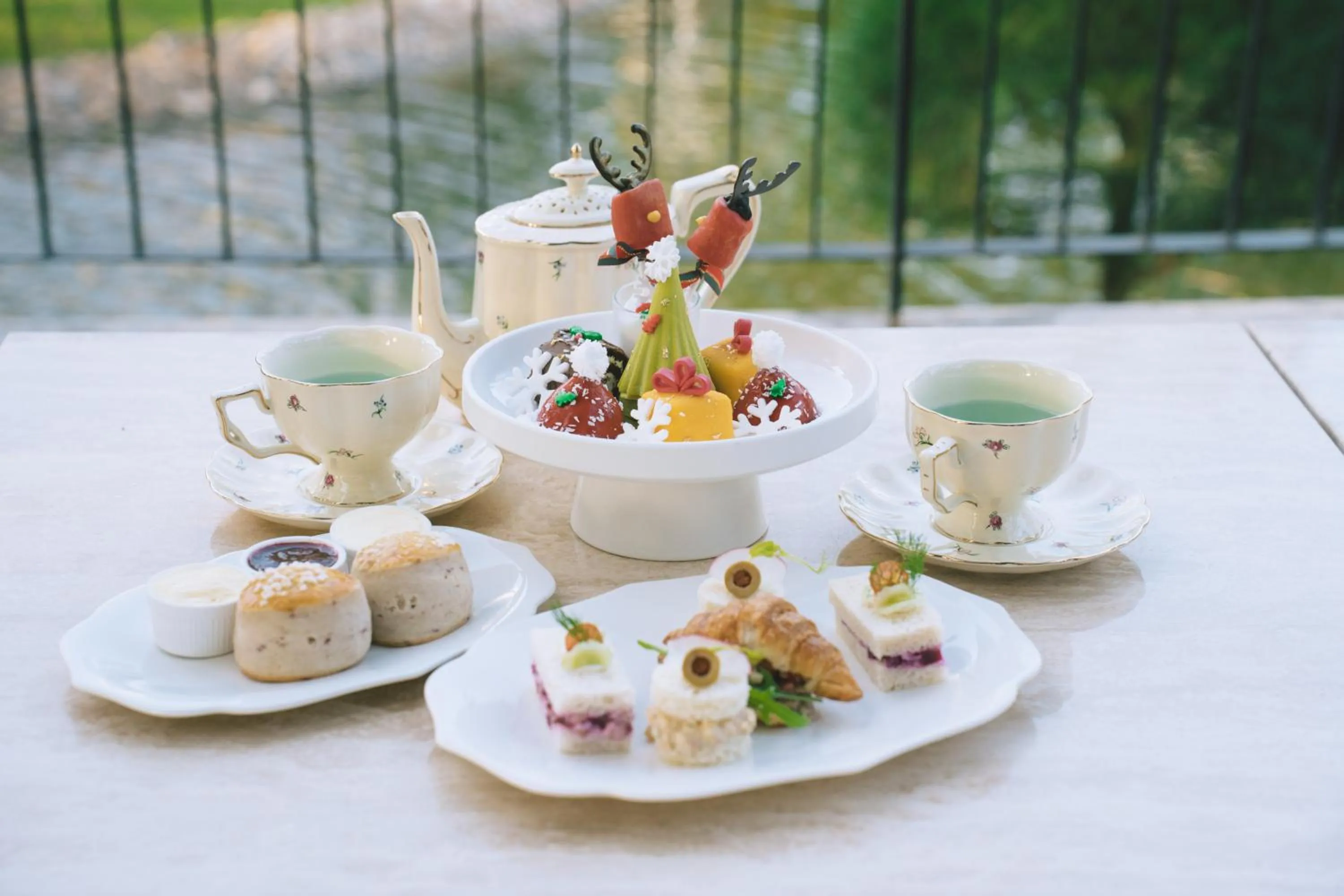 Food and drinks in Thames Valley Khao Yai - SHA Plus