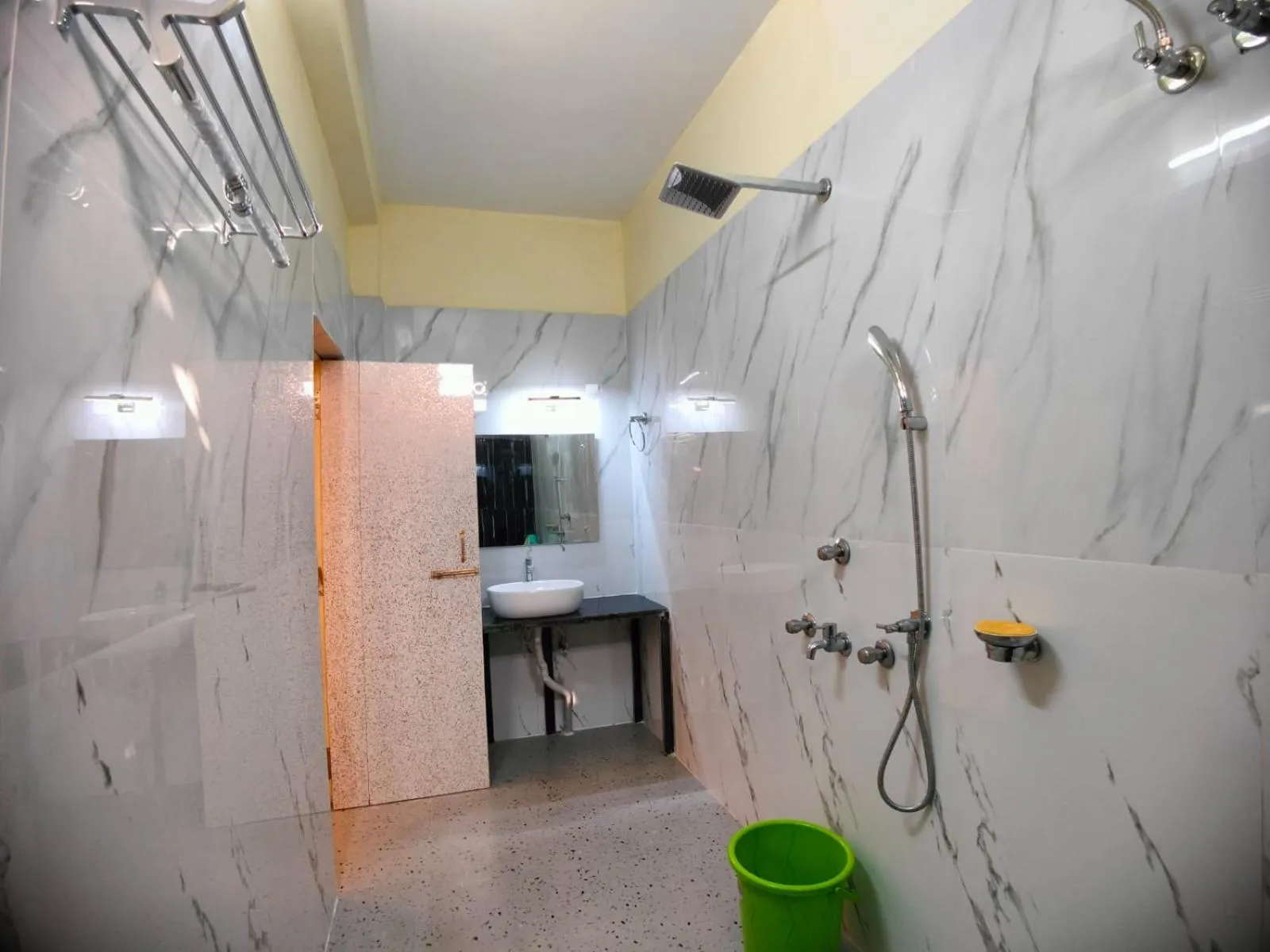 Shower in Hindusthan Inn - On Beach