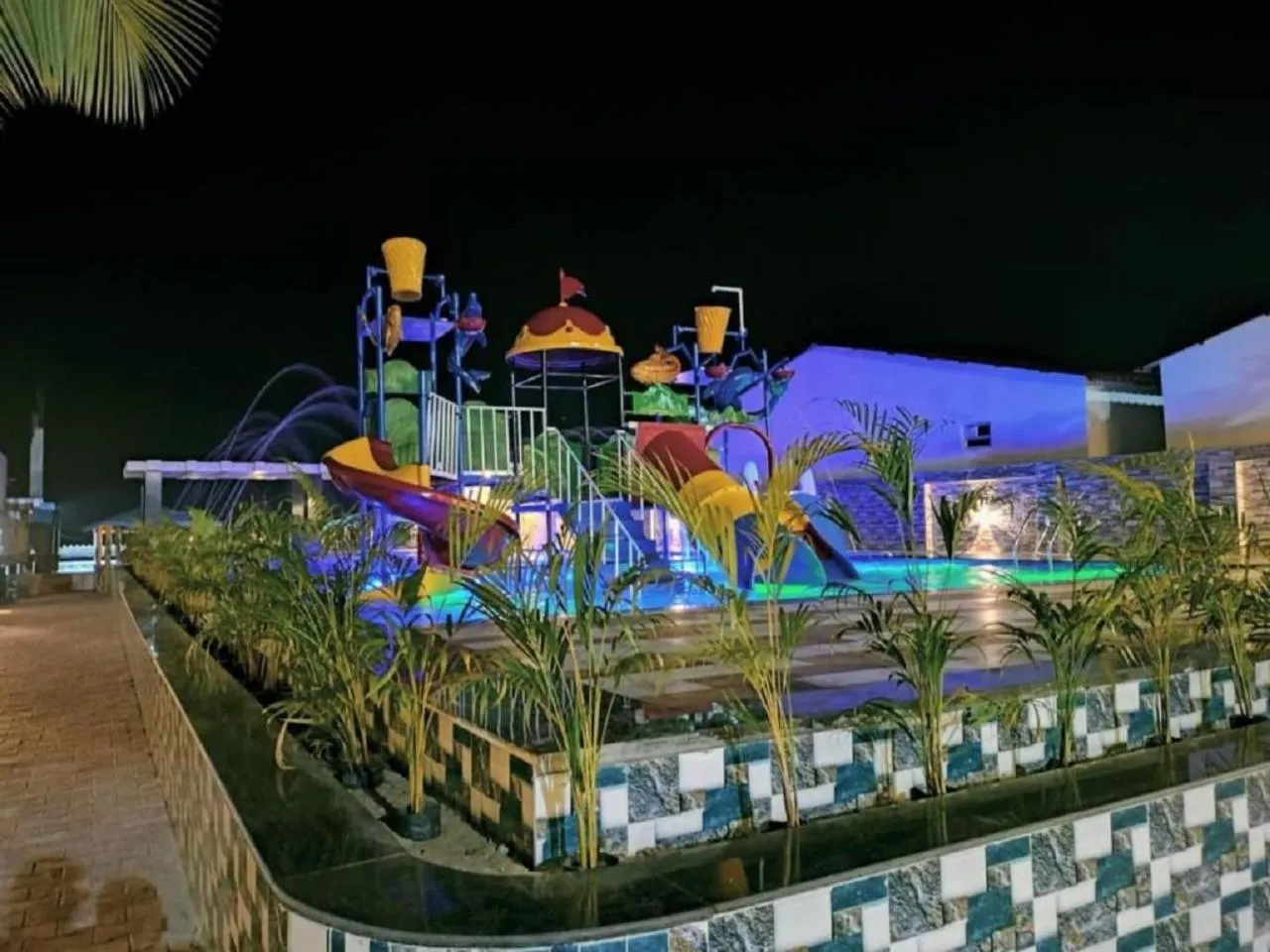 Aqua park in Hindusthan Inn - On Beach