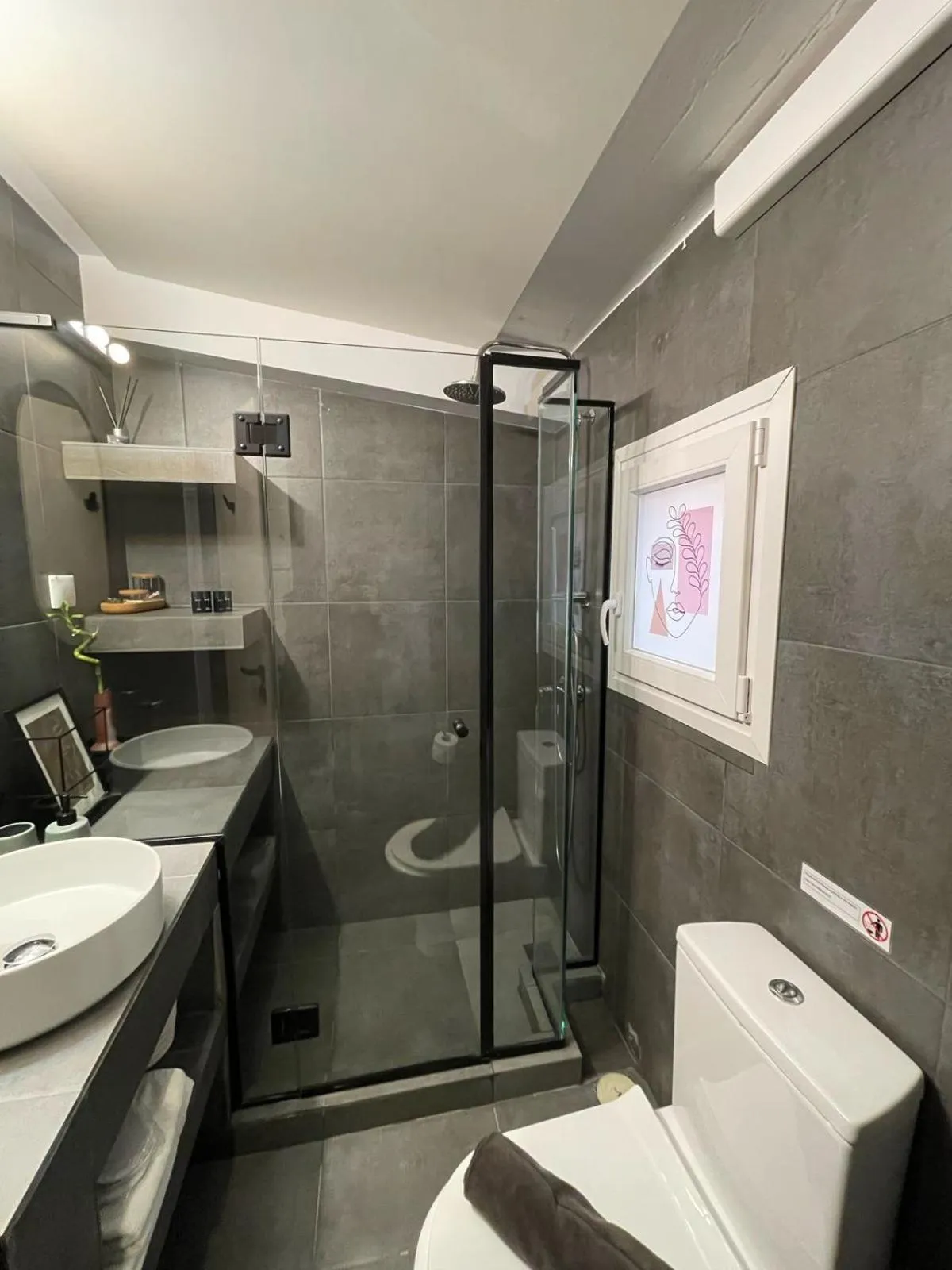 Shower in Ermoo Athens Modern Living