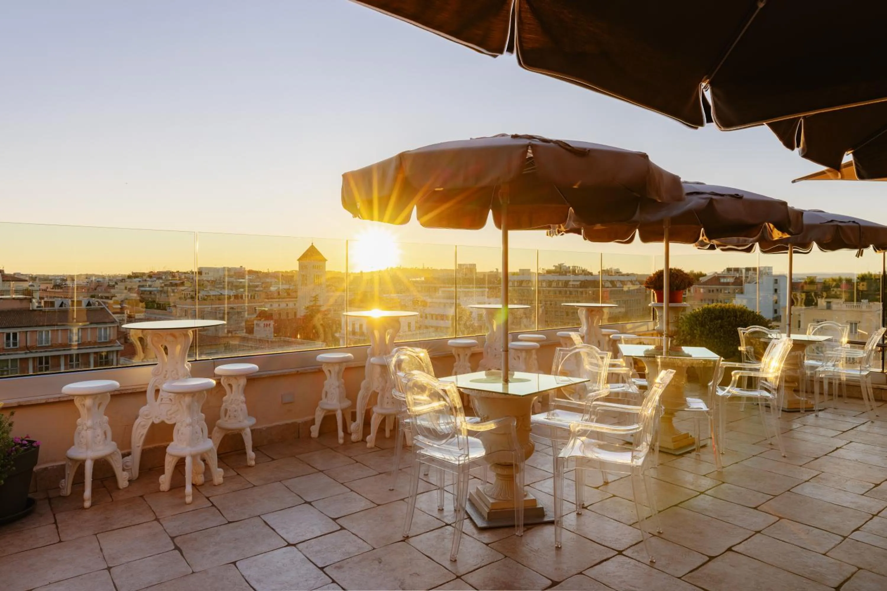 Lounge or bar in Romanico Palace Luxury Hotel & SPA