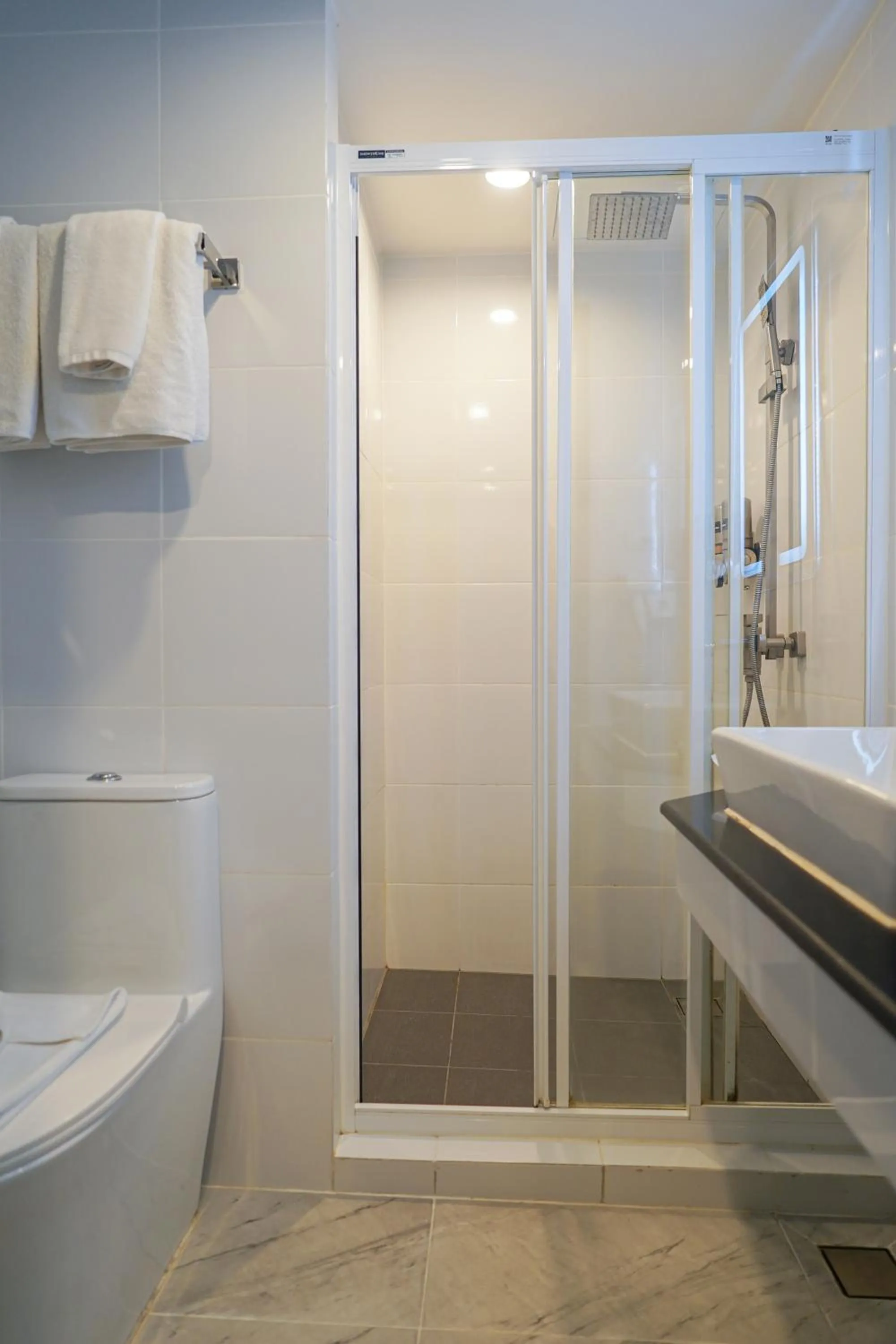 Bathroom in 12 The Residence Hotel at Don Mueang Airport