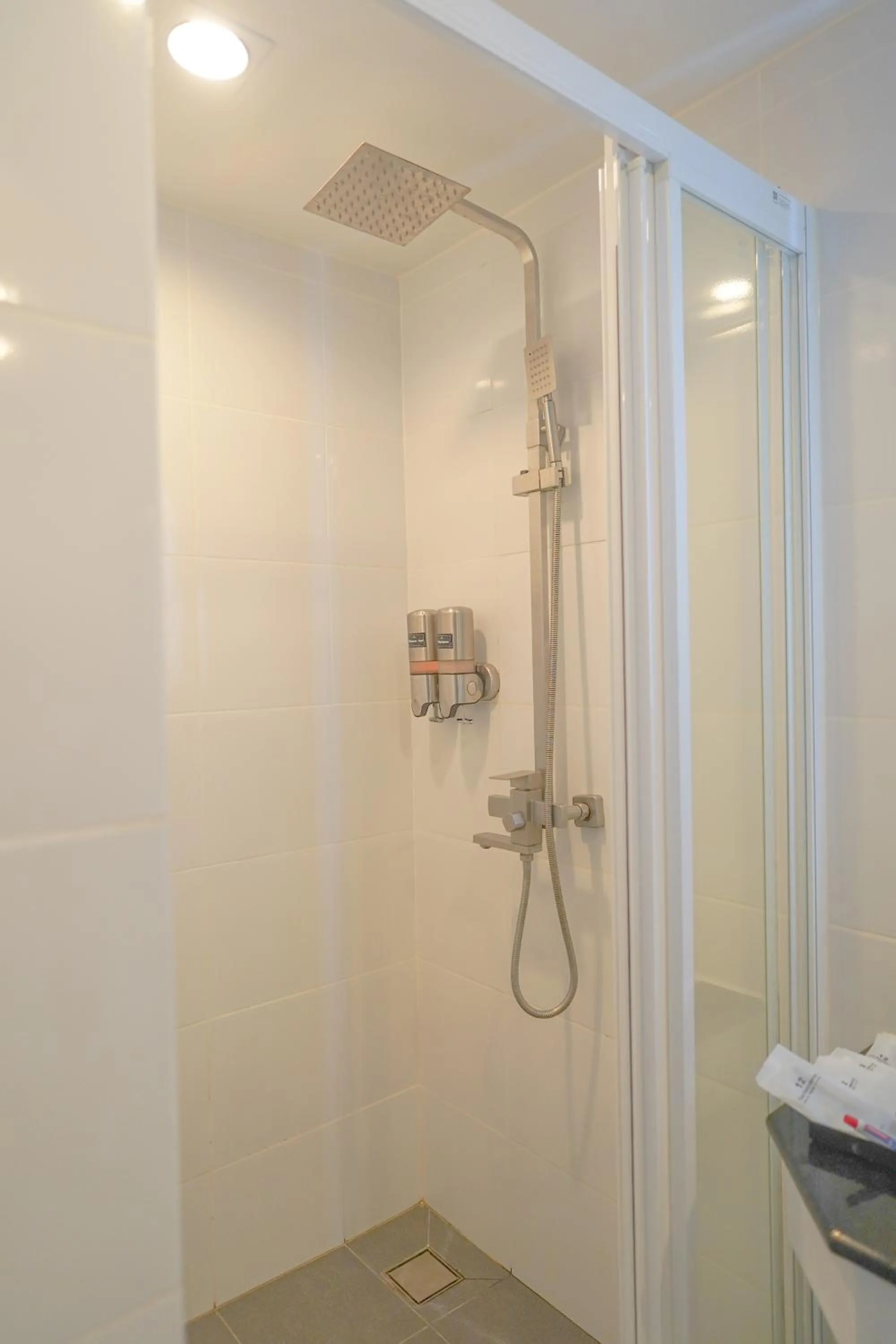 Bathroom in 12 The Residence Hotel at Don Mueang Airport