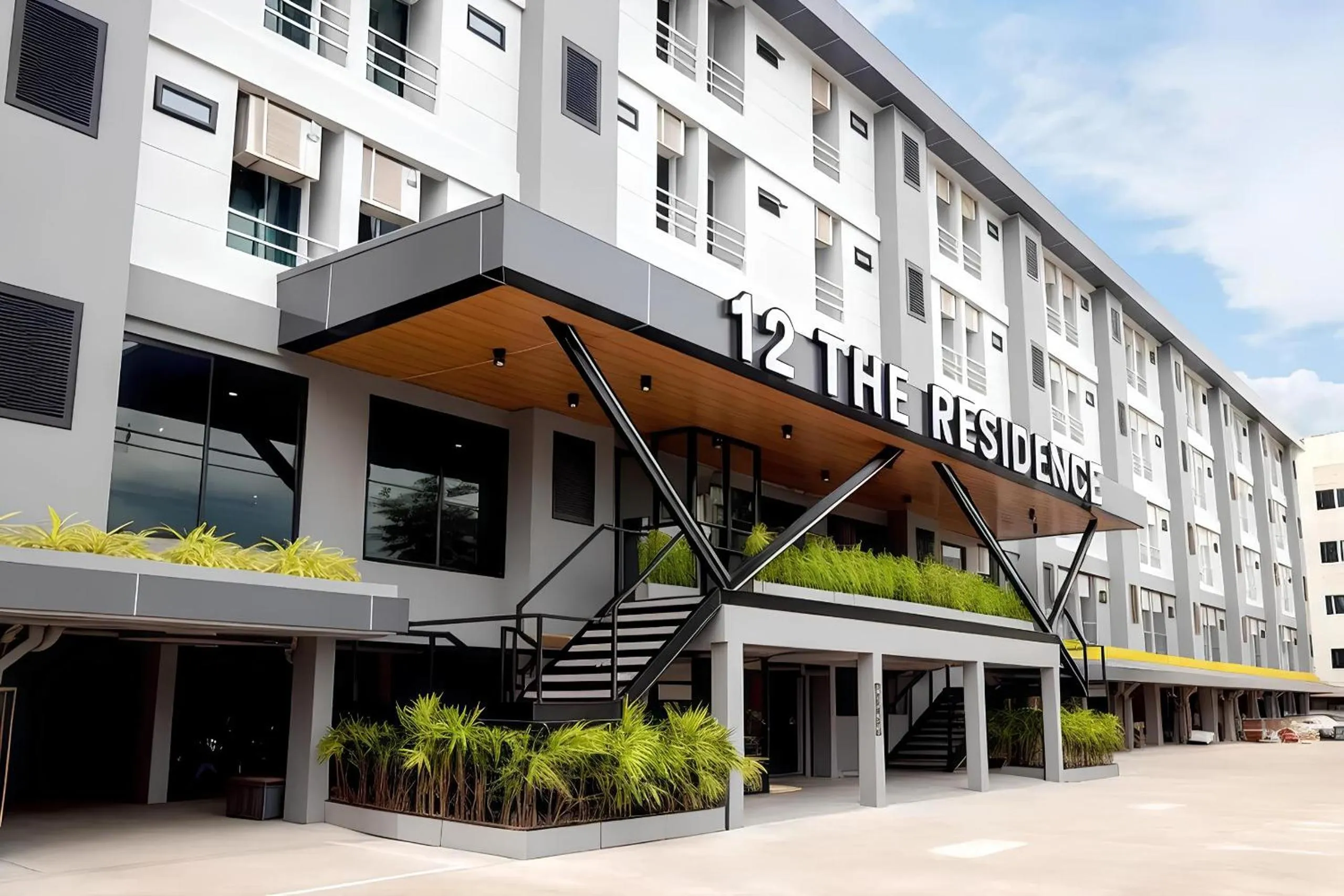 Property building in 12 The Residence Hotel at Don Mueang Airport