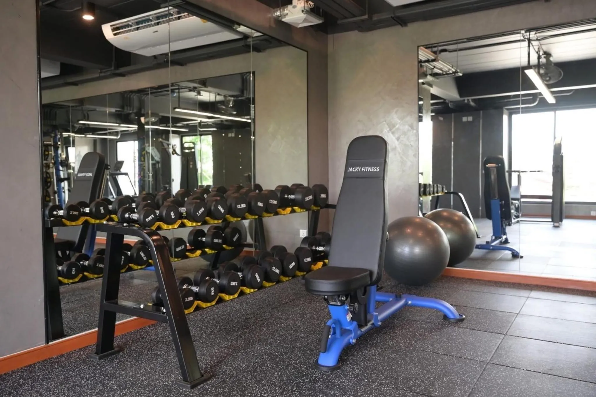 Fitness centre/facilities in 12 The Residence Hotel at Don Mueang Airport