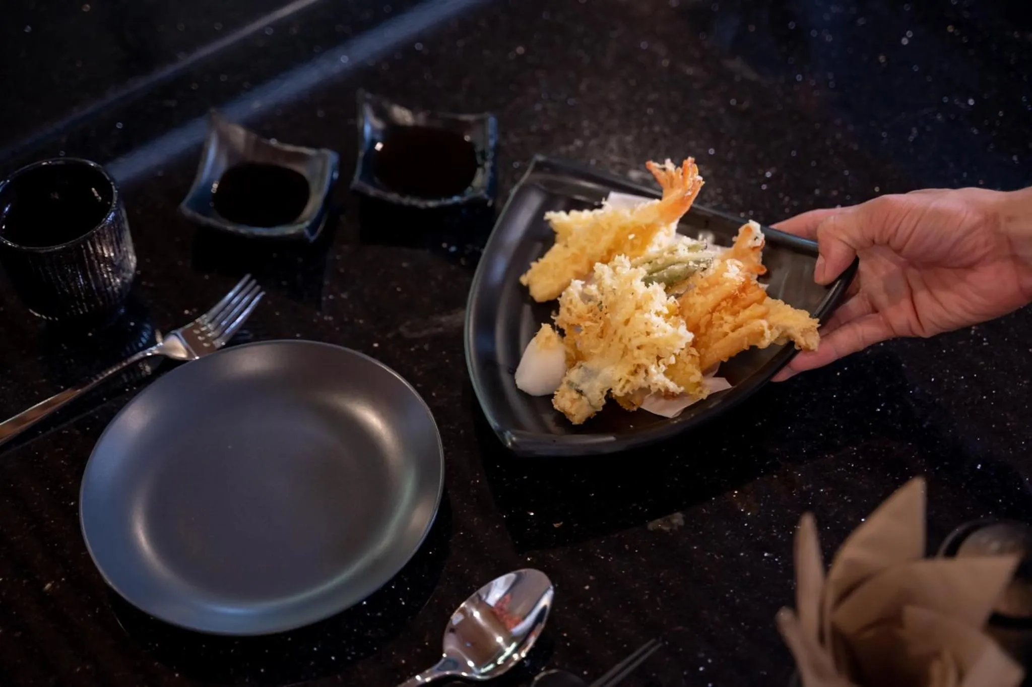 Food and drinks in 12 The Residence Hotel at Don Mueang Airport