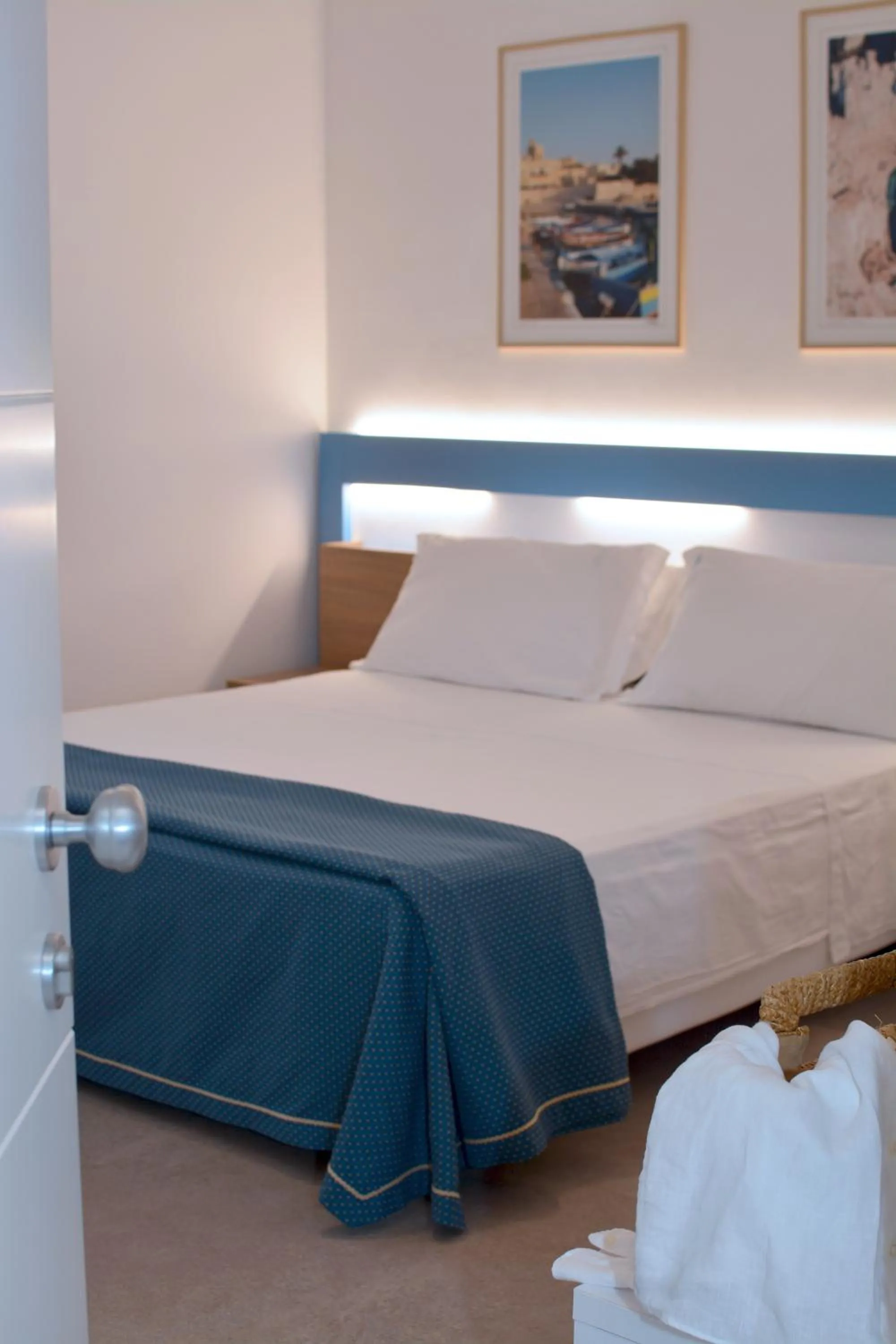 Bed in Hotel Miramare