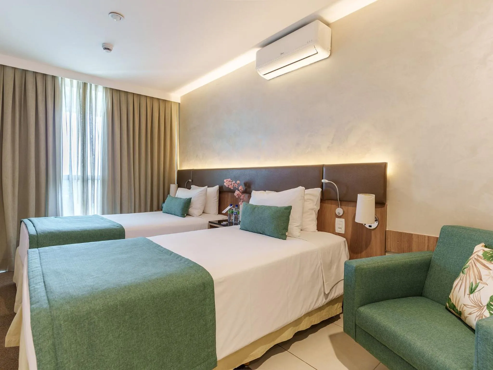 Bedroom, Bed in Athos Bulcão Hplus Executive