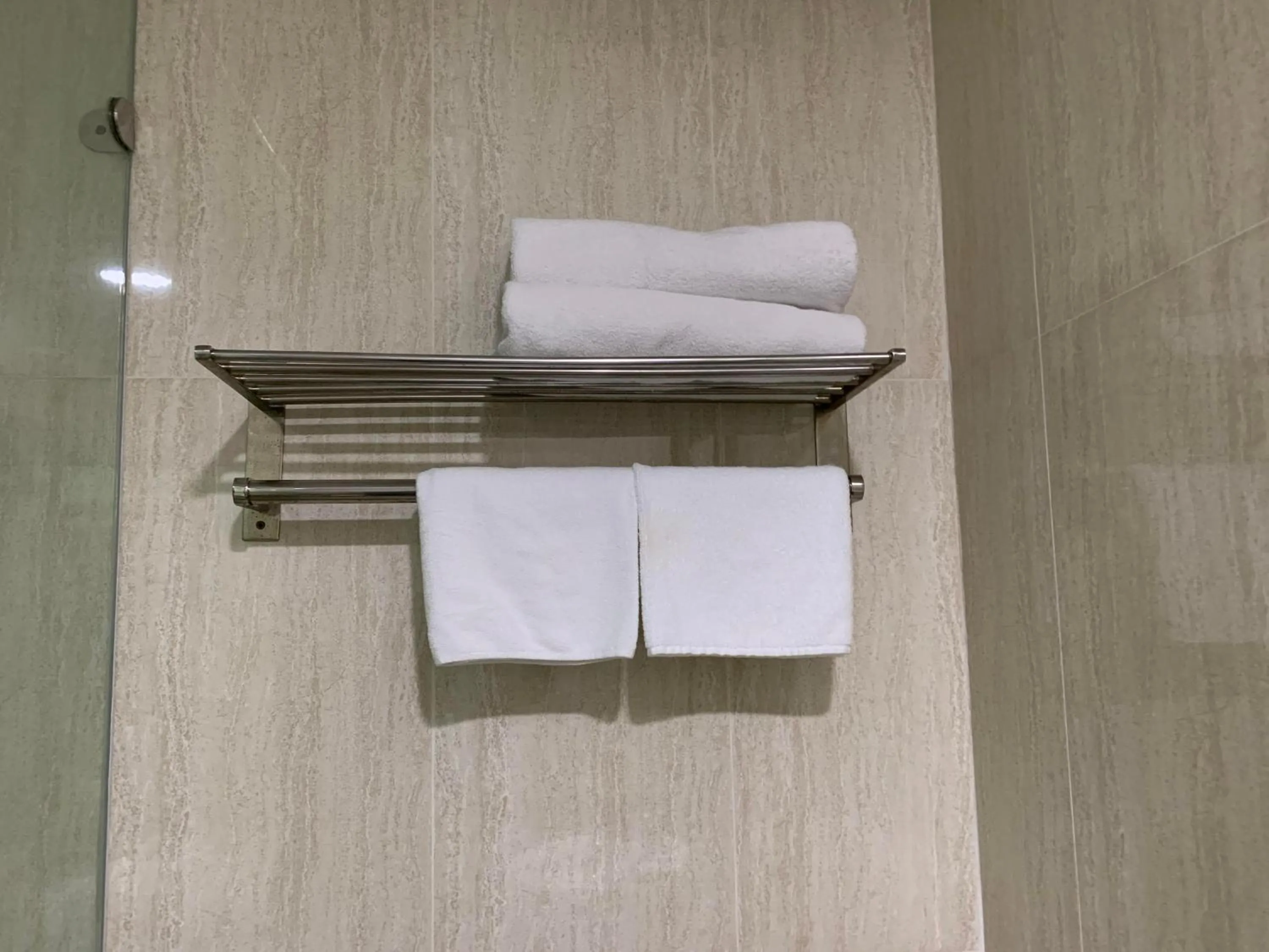 towels in Fortune 1127 - Central Hotel
