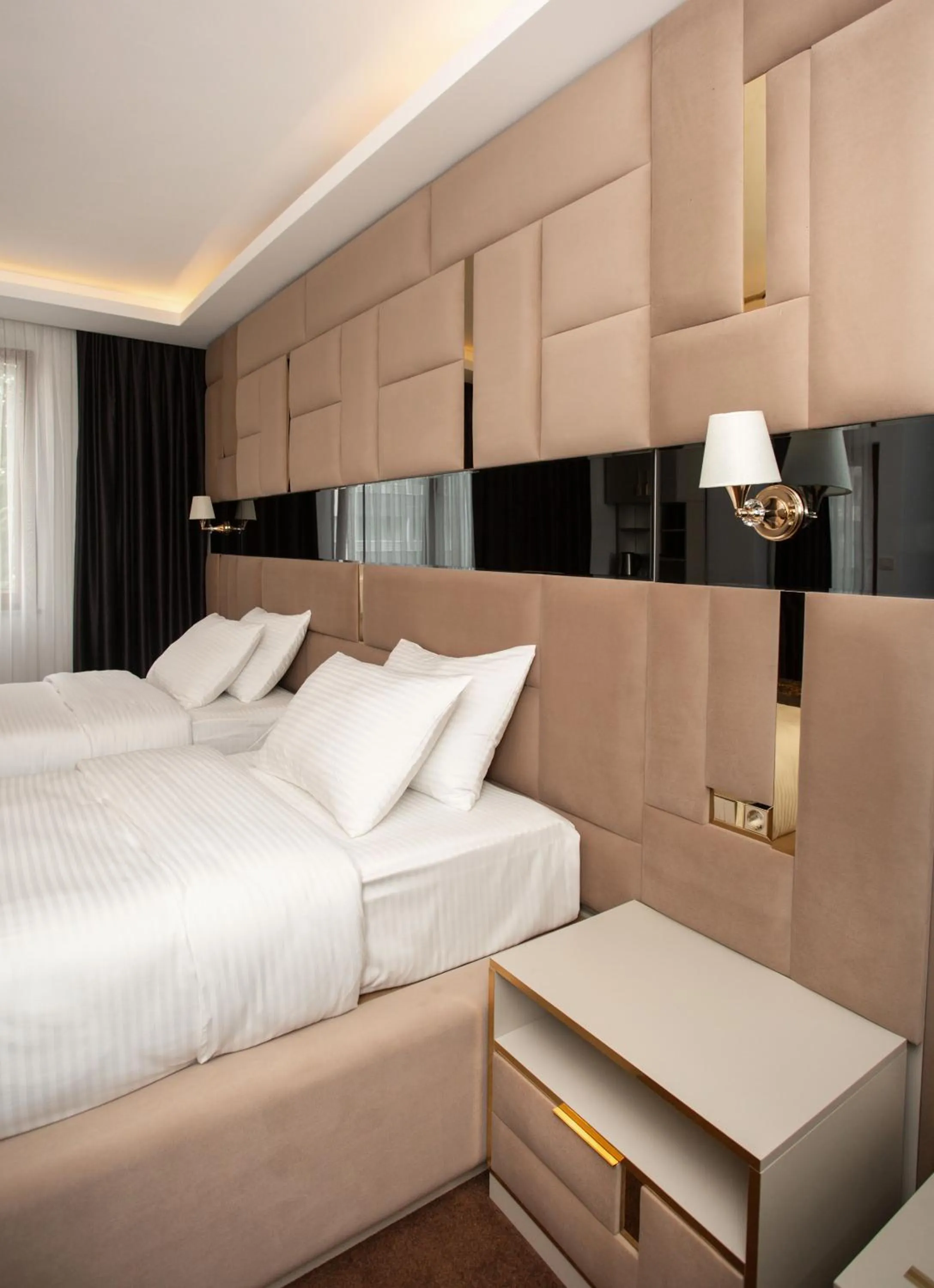 Bed in Pelit Park Hotel