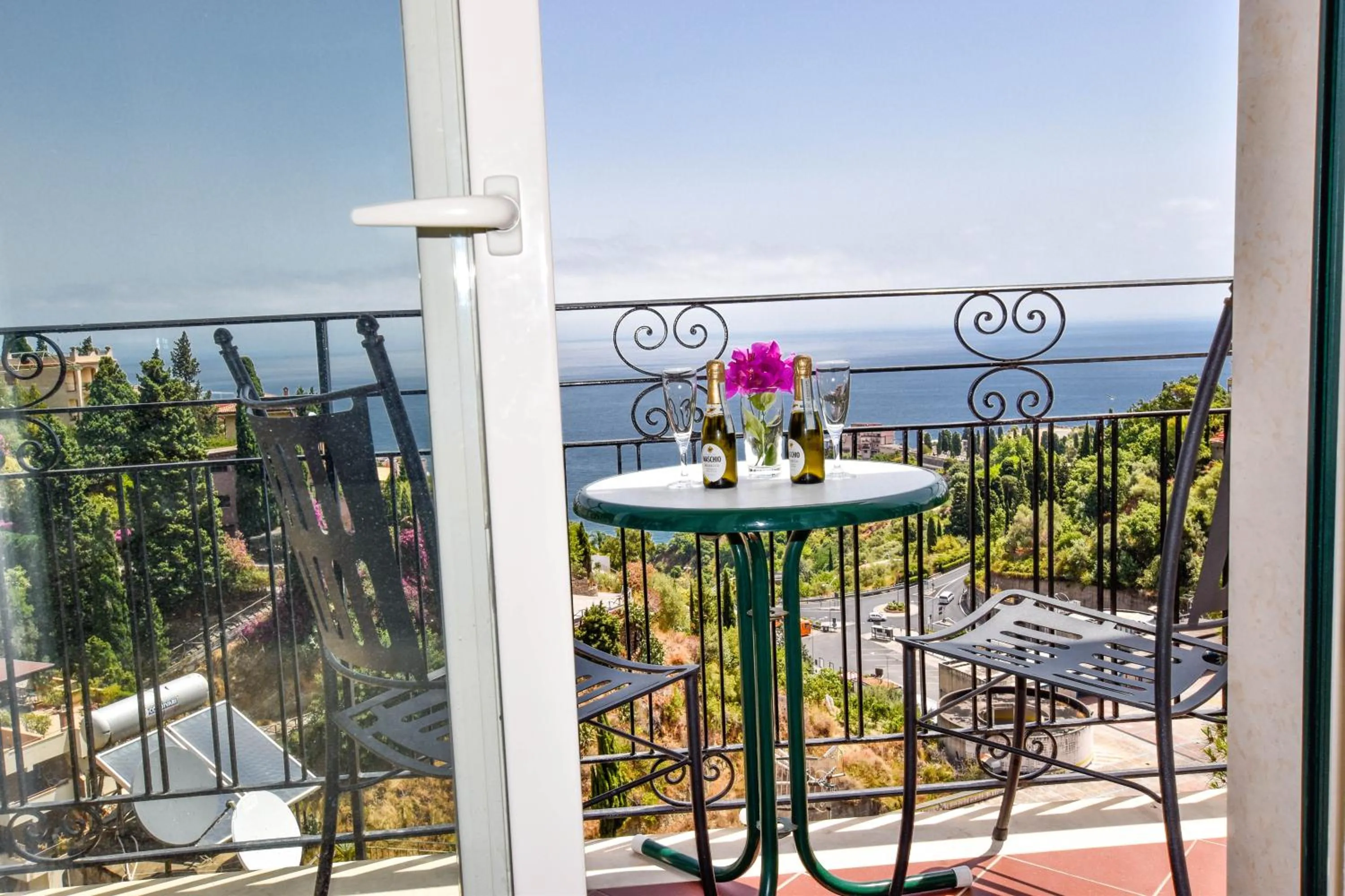 Balcony/Terrace in Hotel Condor