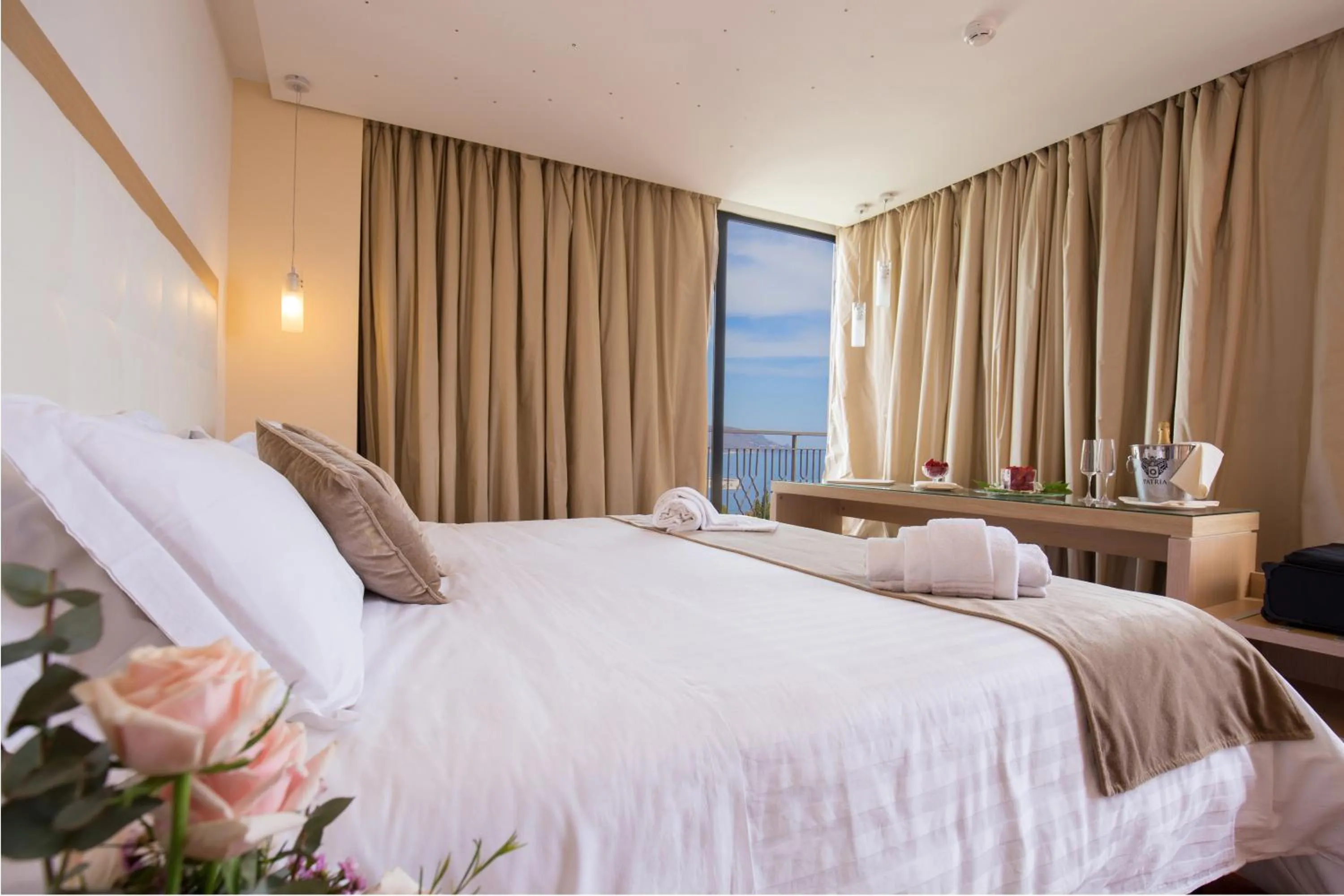 Bedroom in Hotel Villa Esperia