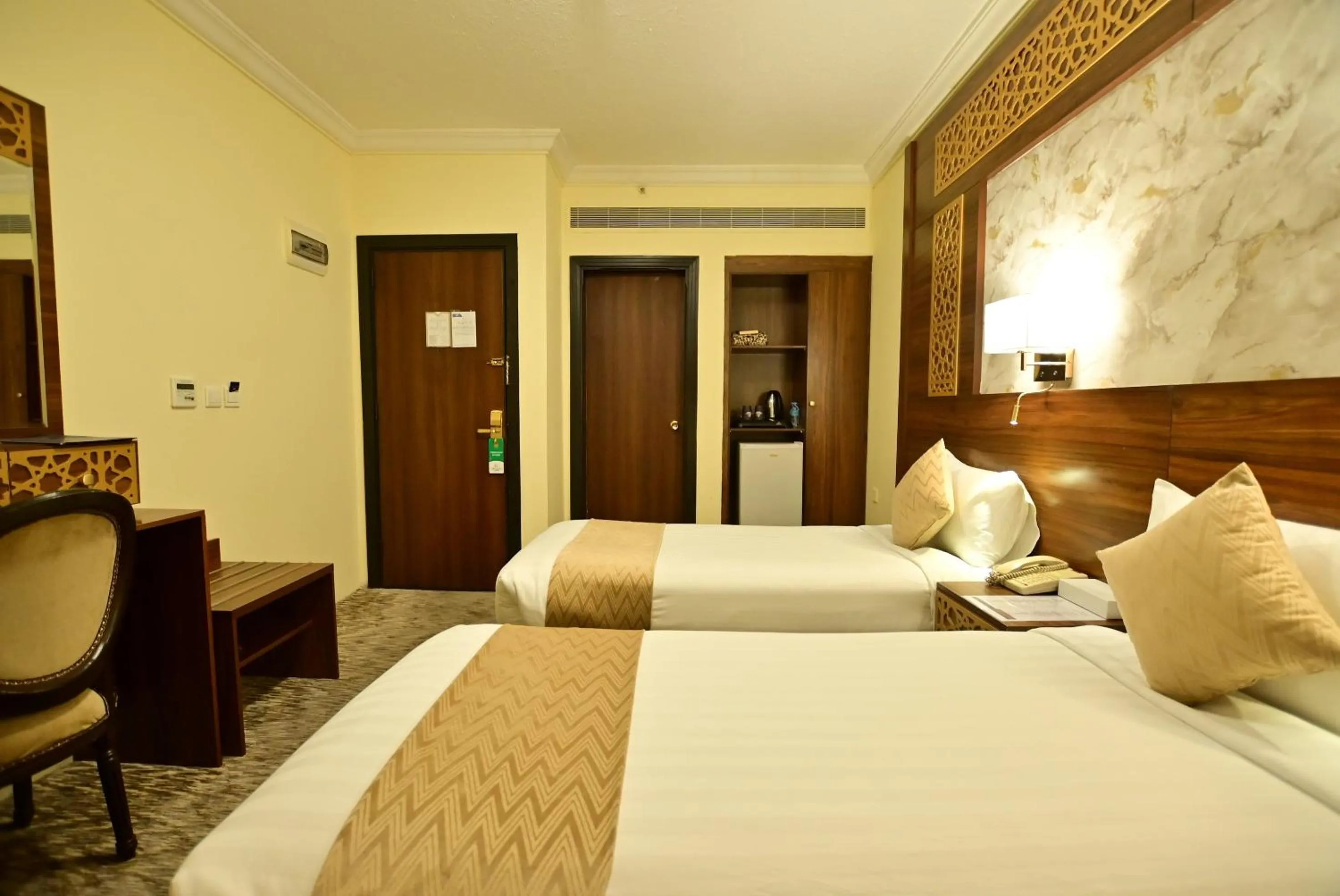 Standard Room with Two Single Beds in Abraj Al Tayseer Tuwa Hotel