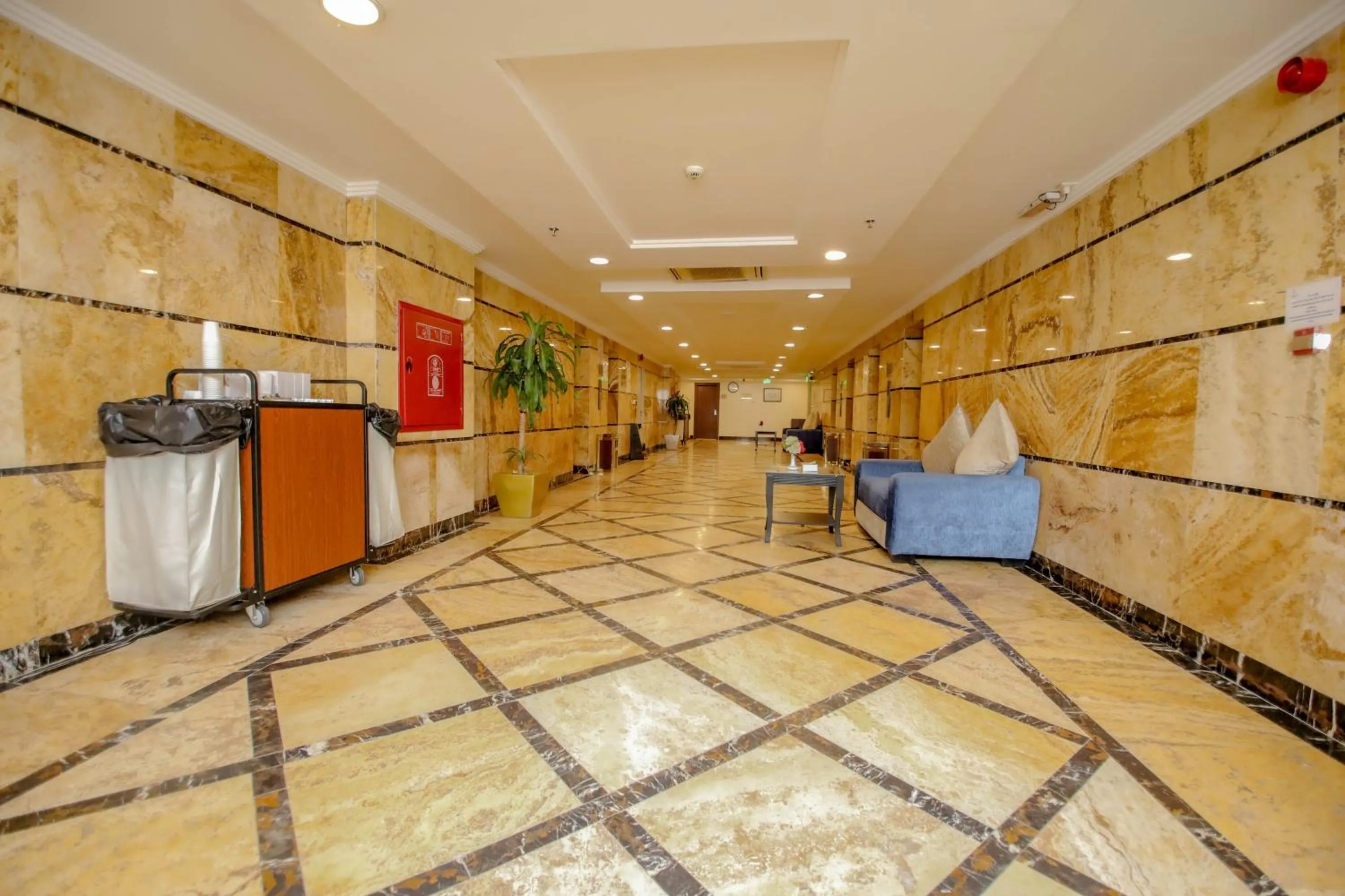 Abraj Al Tayseer Tuwa Hotel