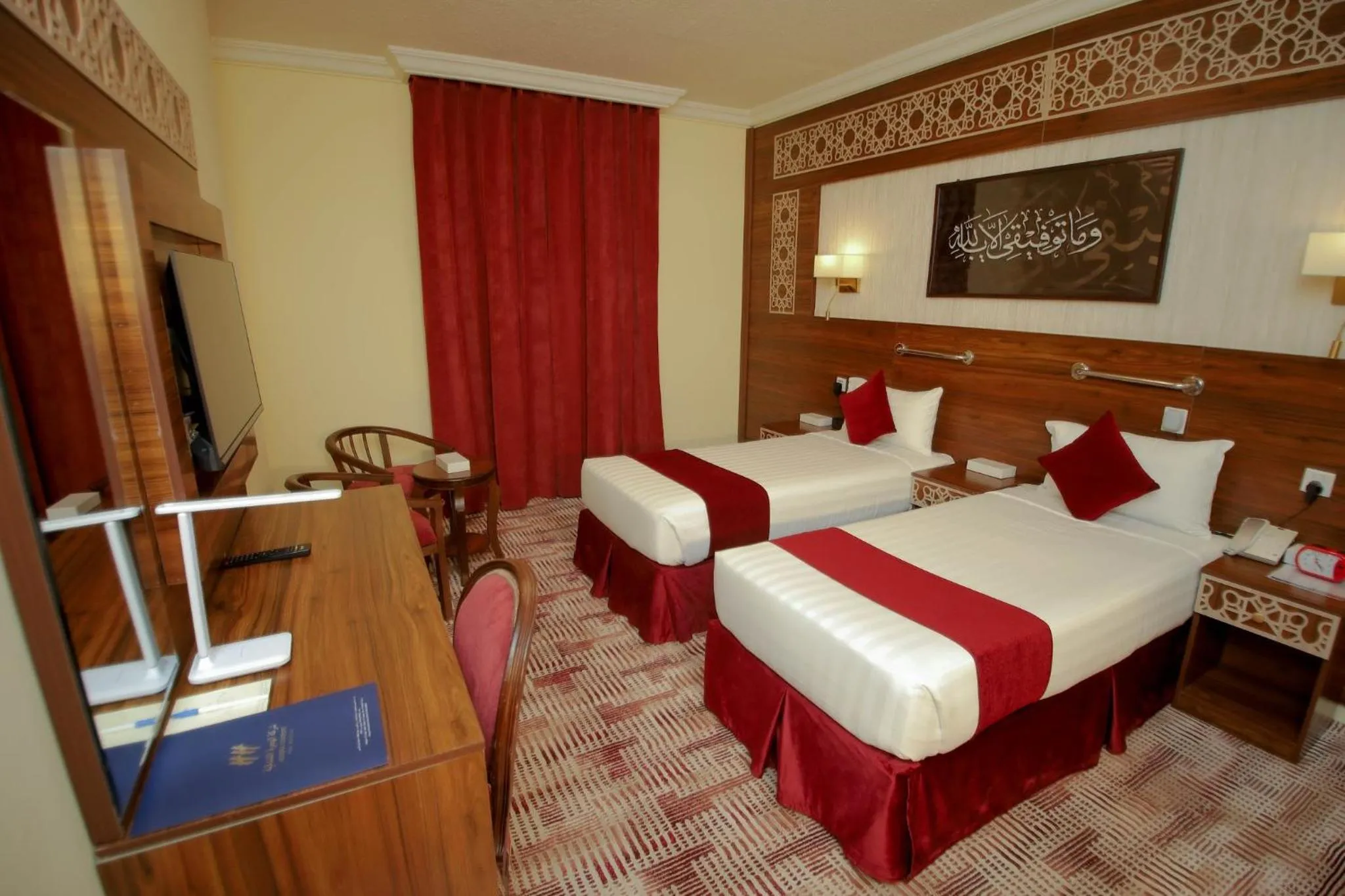 Photo of the whole room, Bed in Abraj Al Tayseer Tuwa Hotel