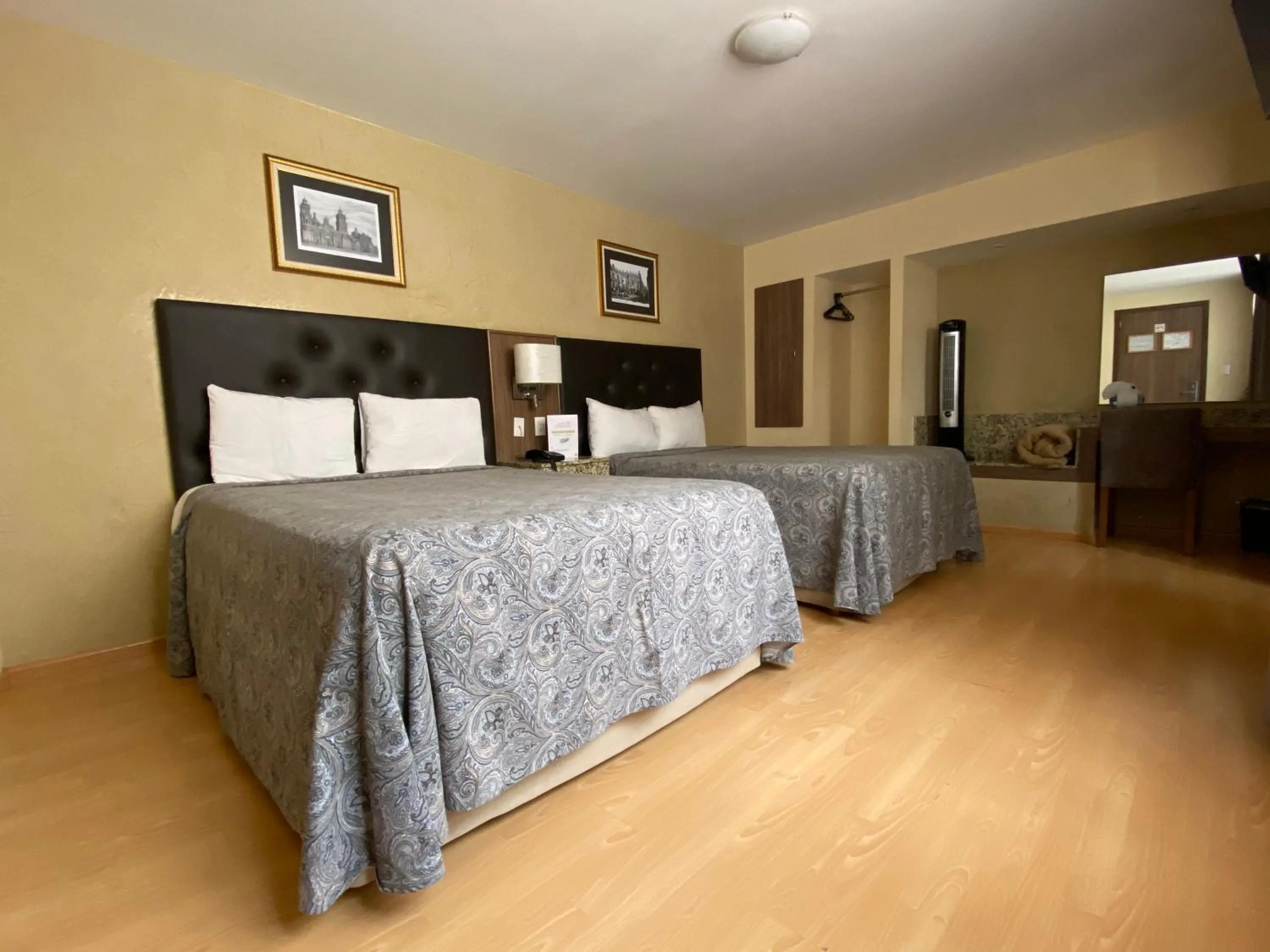 Bed in Hotel Castropol