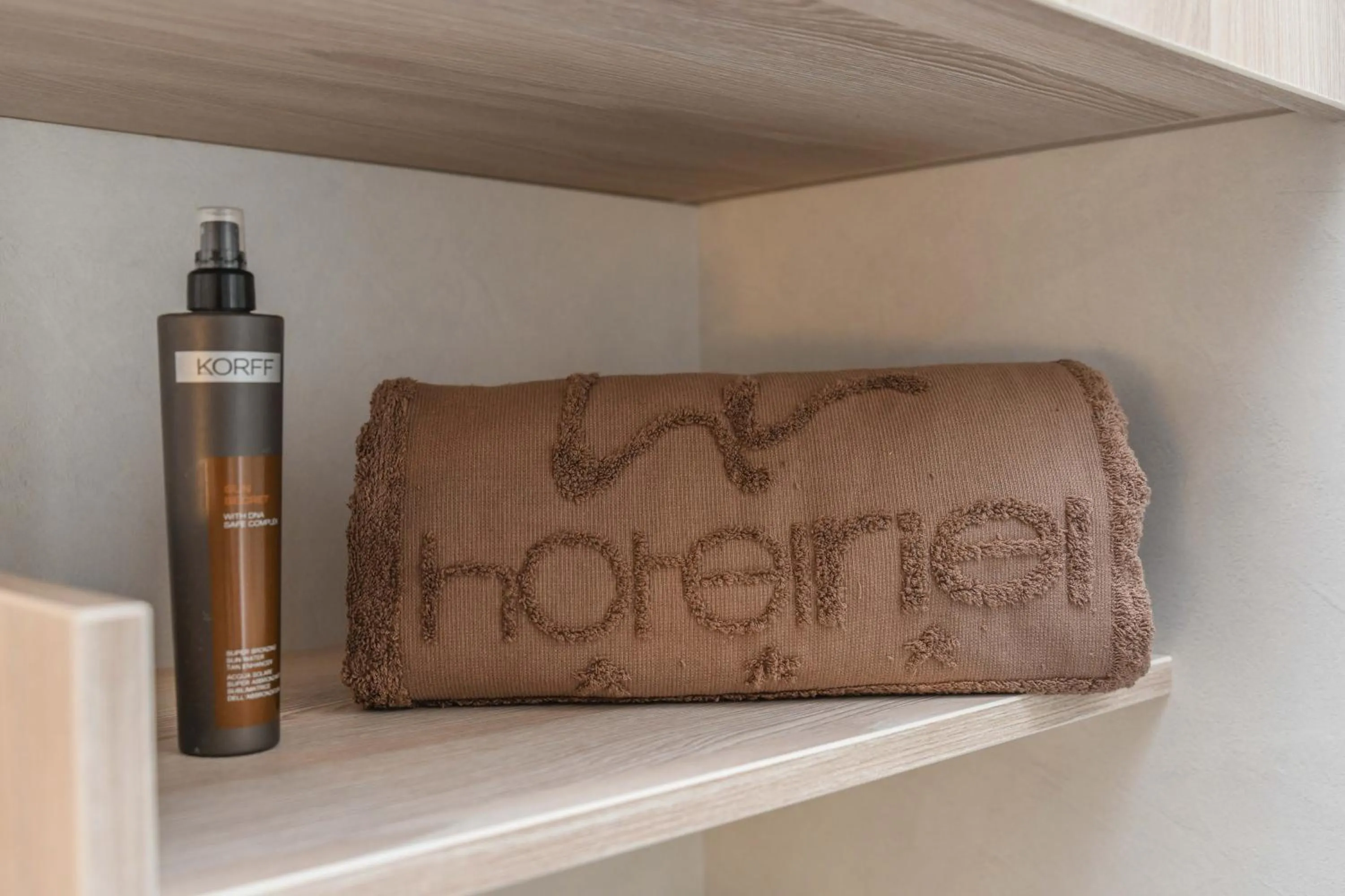 towels in Hotel Riel