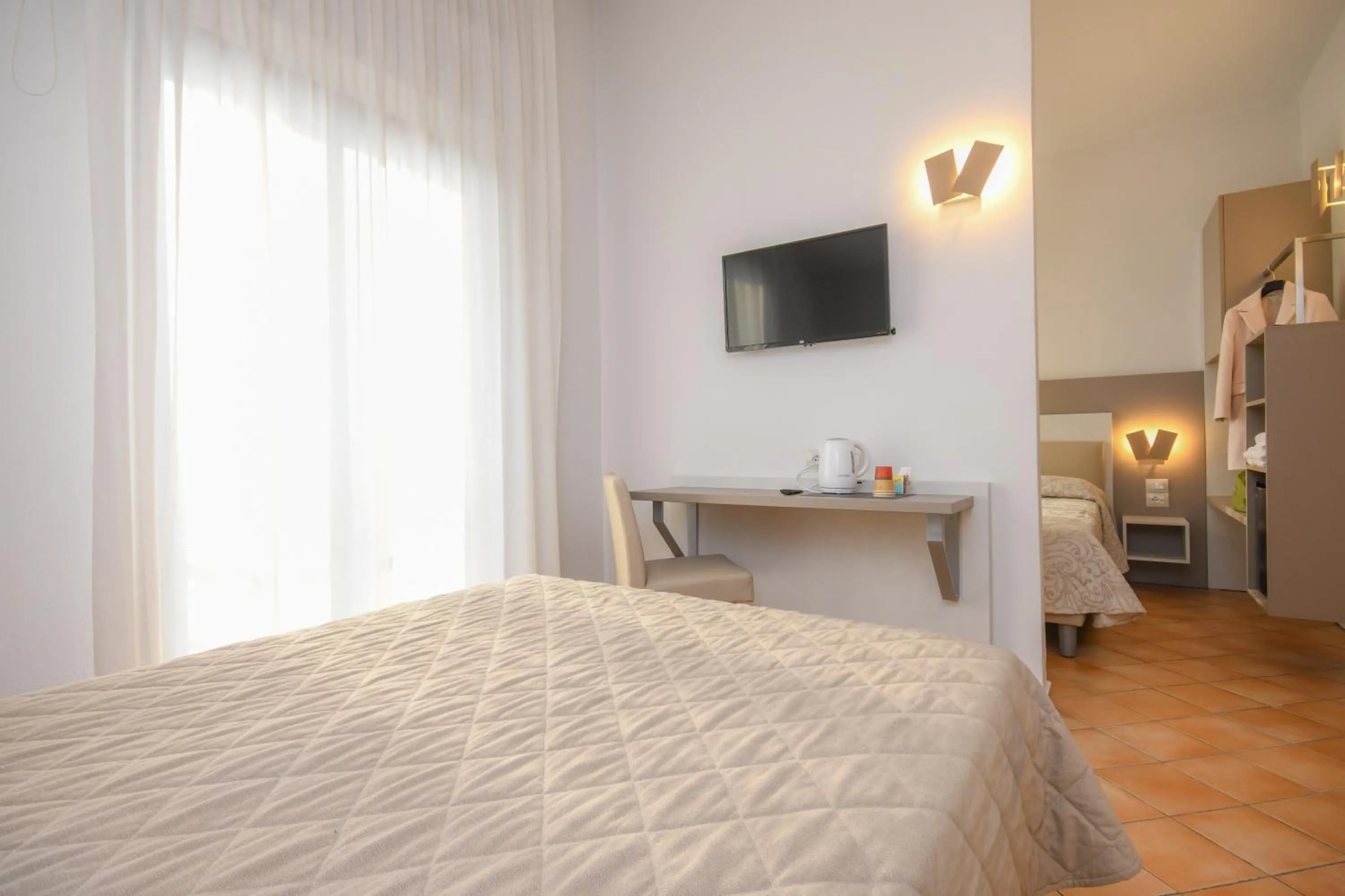 Bedroom, Bed in Hotel Riel