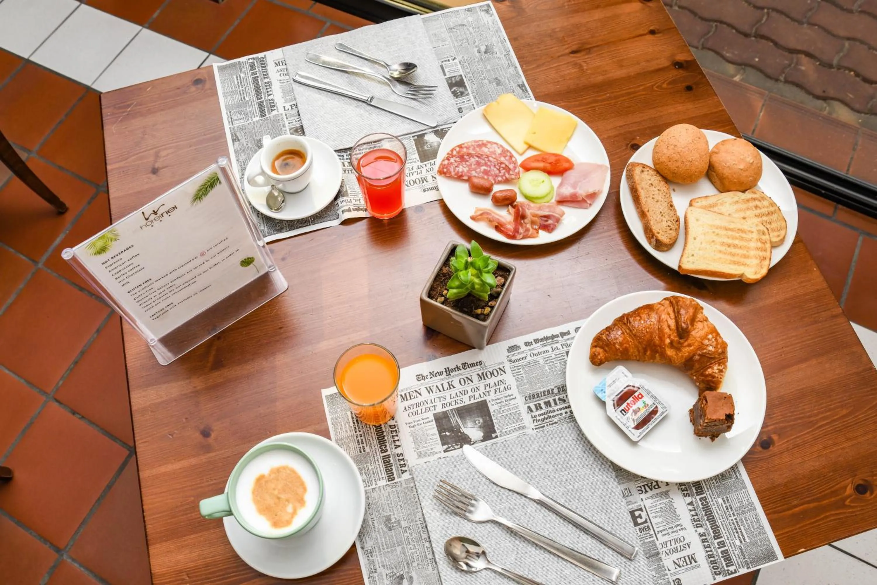 Food and drinks in Hotel Riel