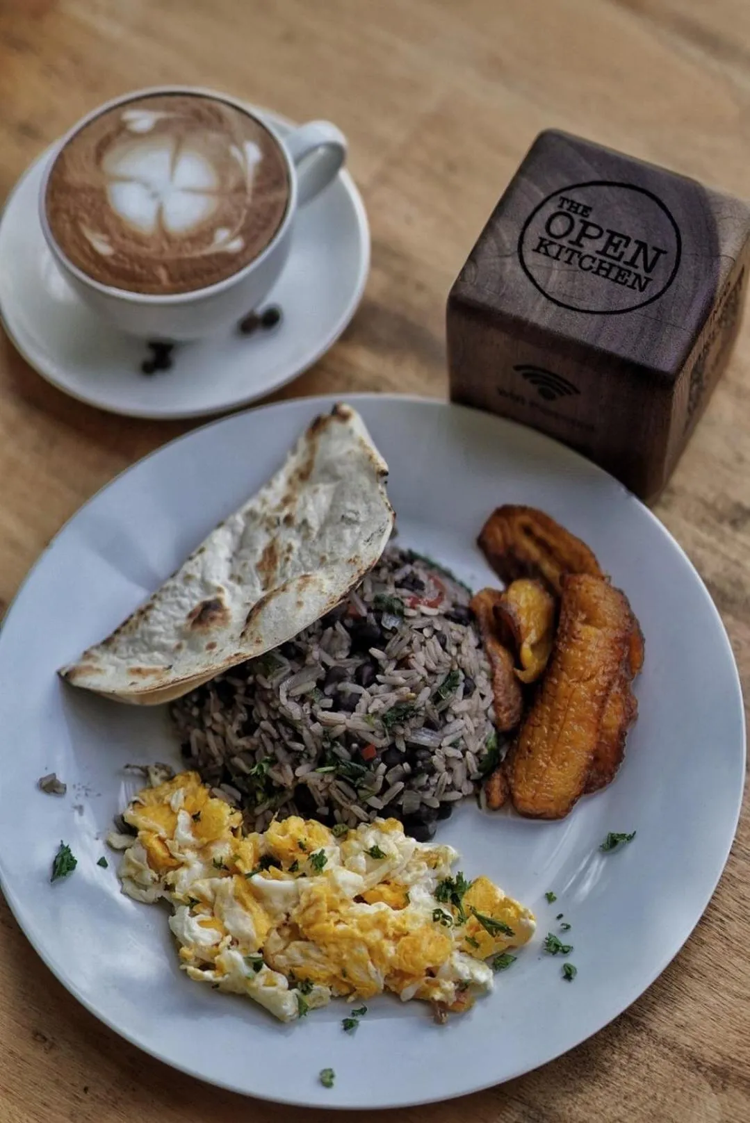 Restaurant/places to eat in Hotel Arenal Rabfer