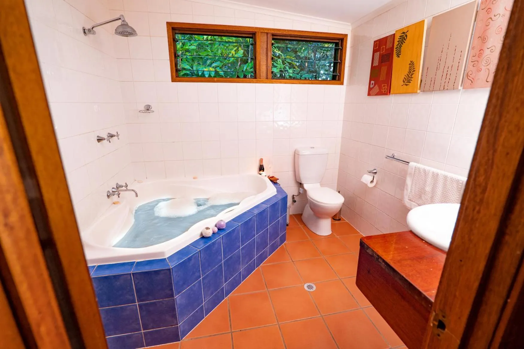 Bathroom in Whispering Valley Cottage Retreat