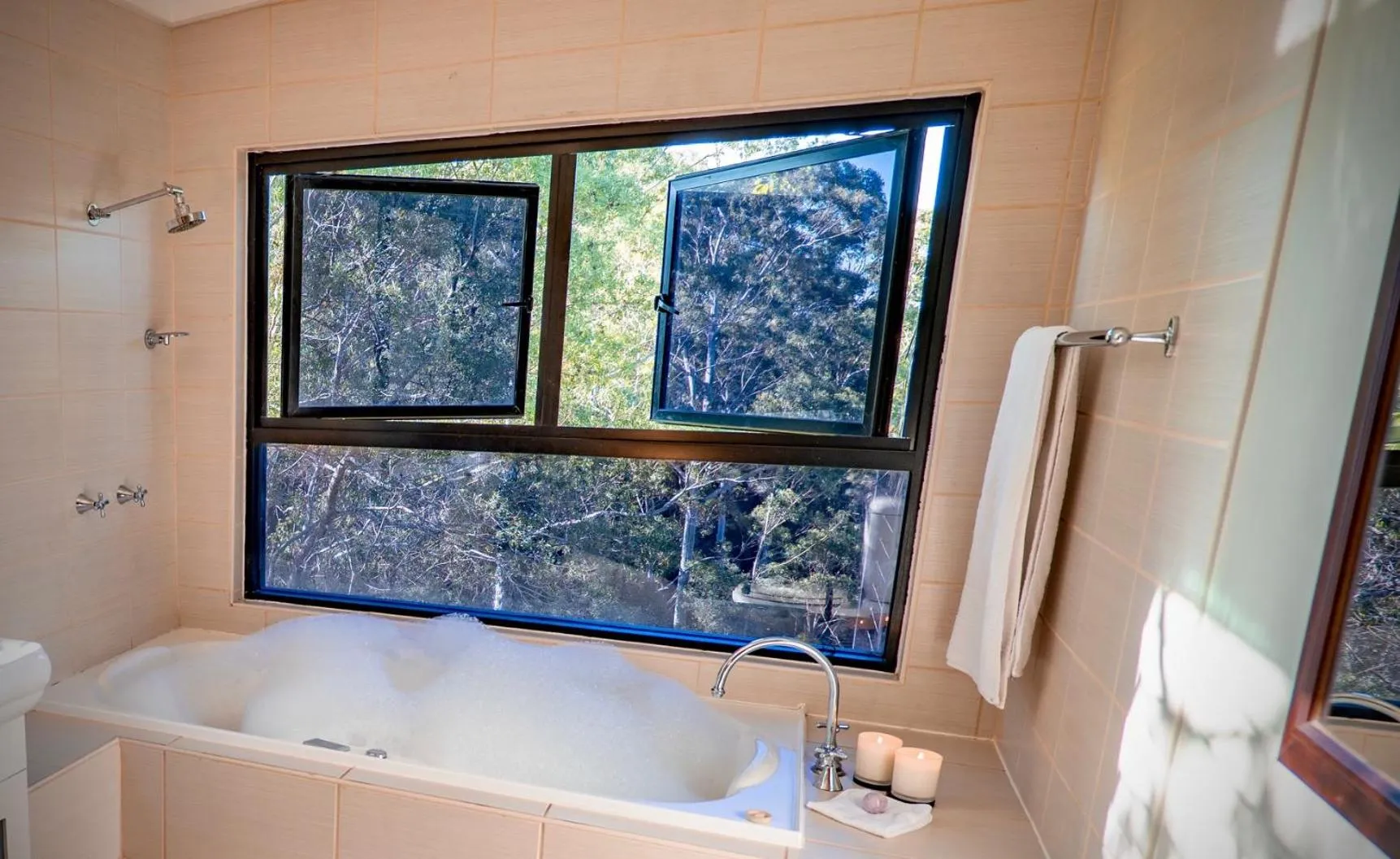 Bathroom in Whispering Valley Cottage Retreat