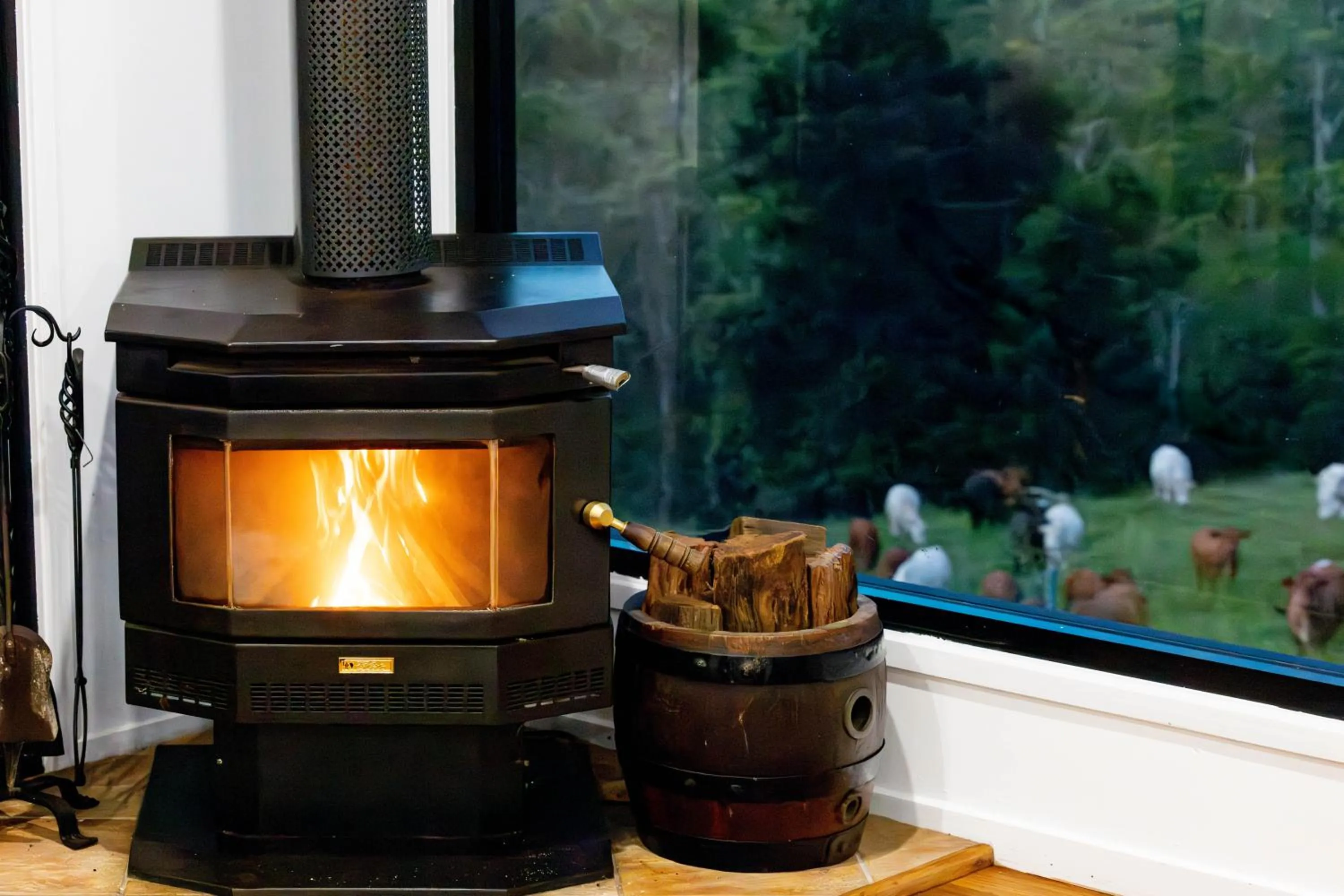 fireplace in Whispering Valley Cottage Retreat