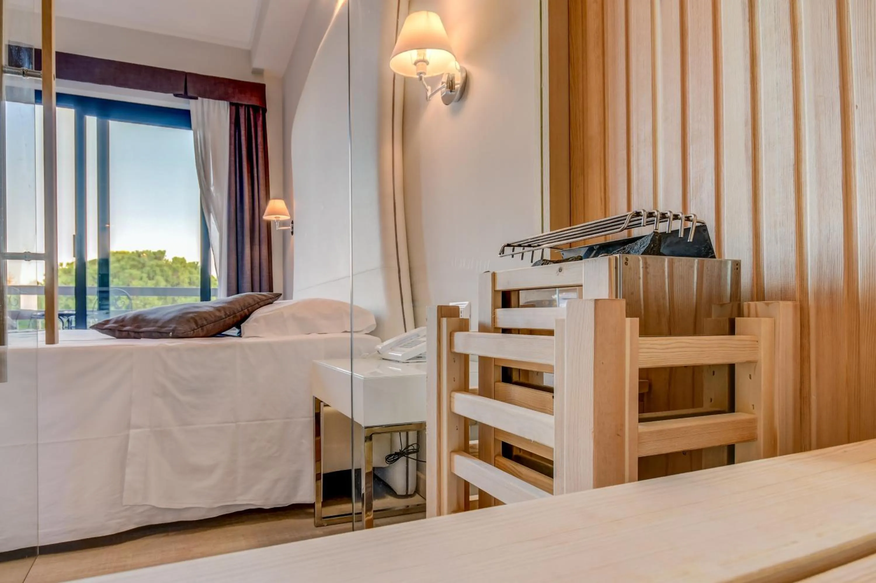 Sauna, Bed in Hotel Oliveto