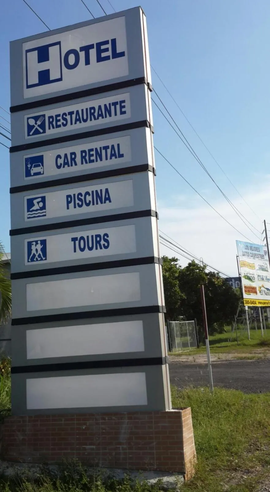 Day in Express Inn Coronado & Camping