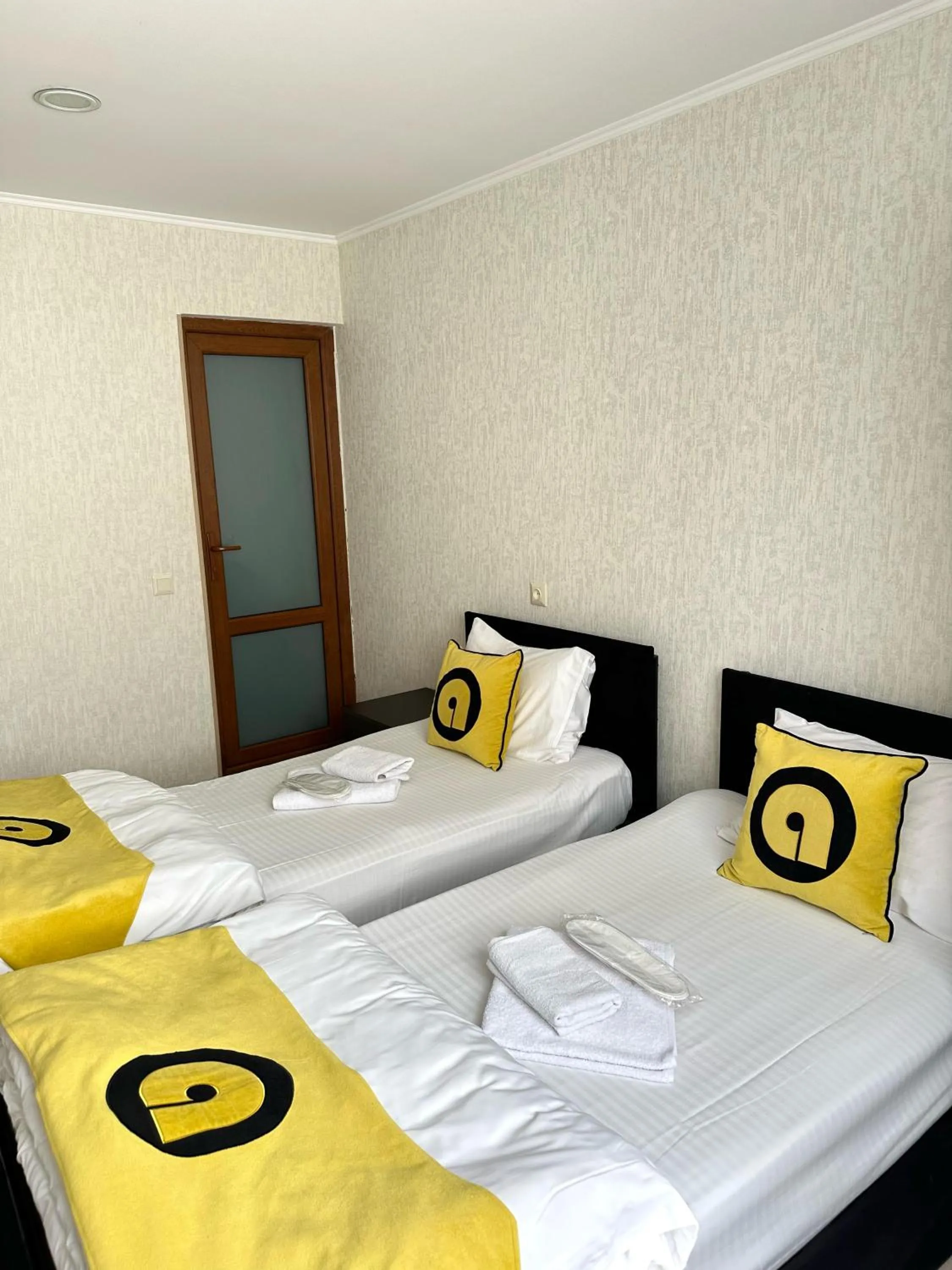 Bed in Hotel Aira Plaza