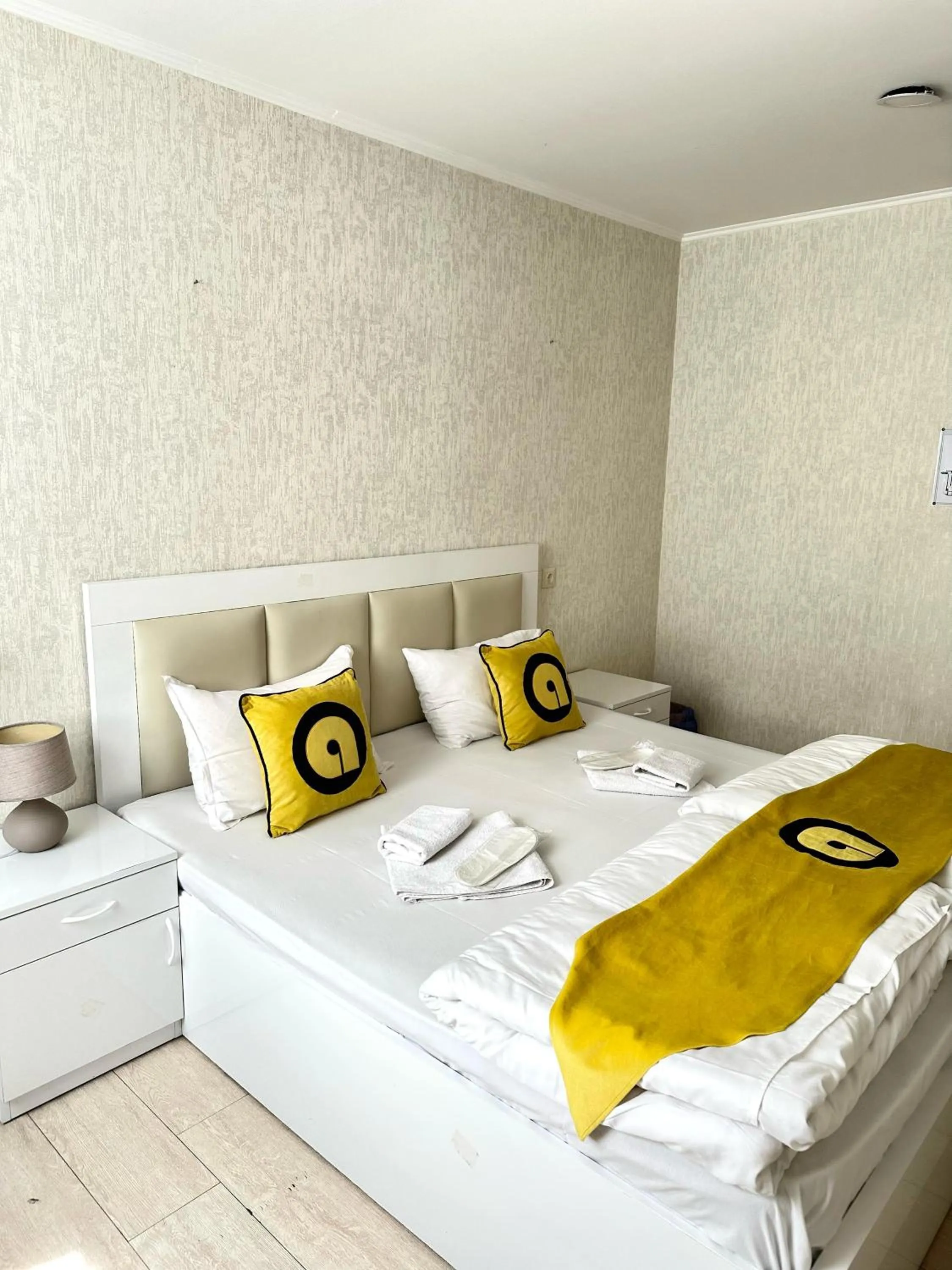 Bed in Hotel Aira Plaza