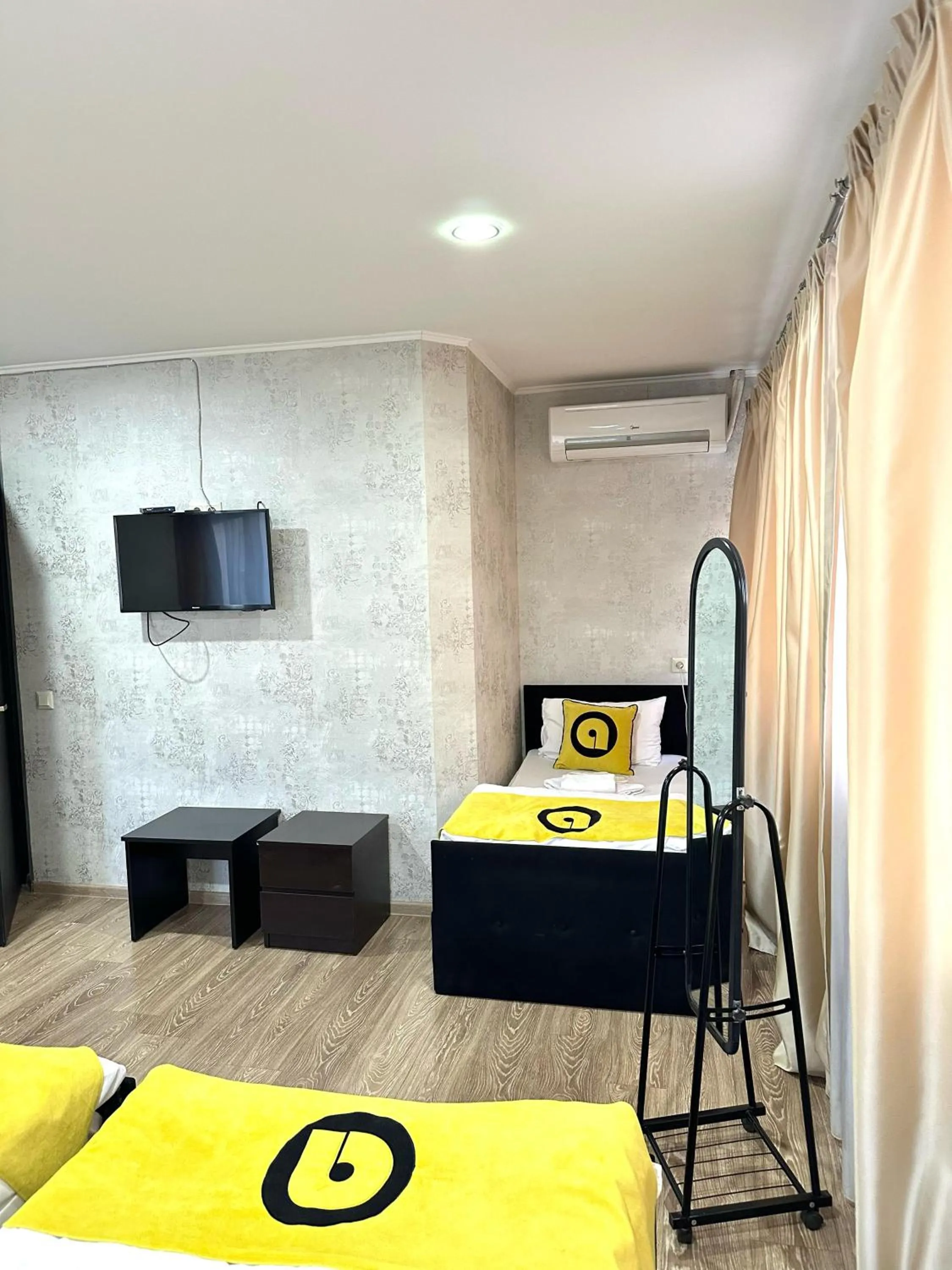 Bed in Hotel Aira Plaza