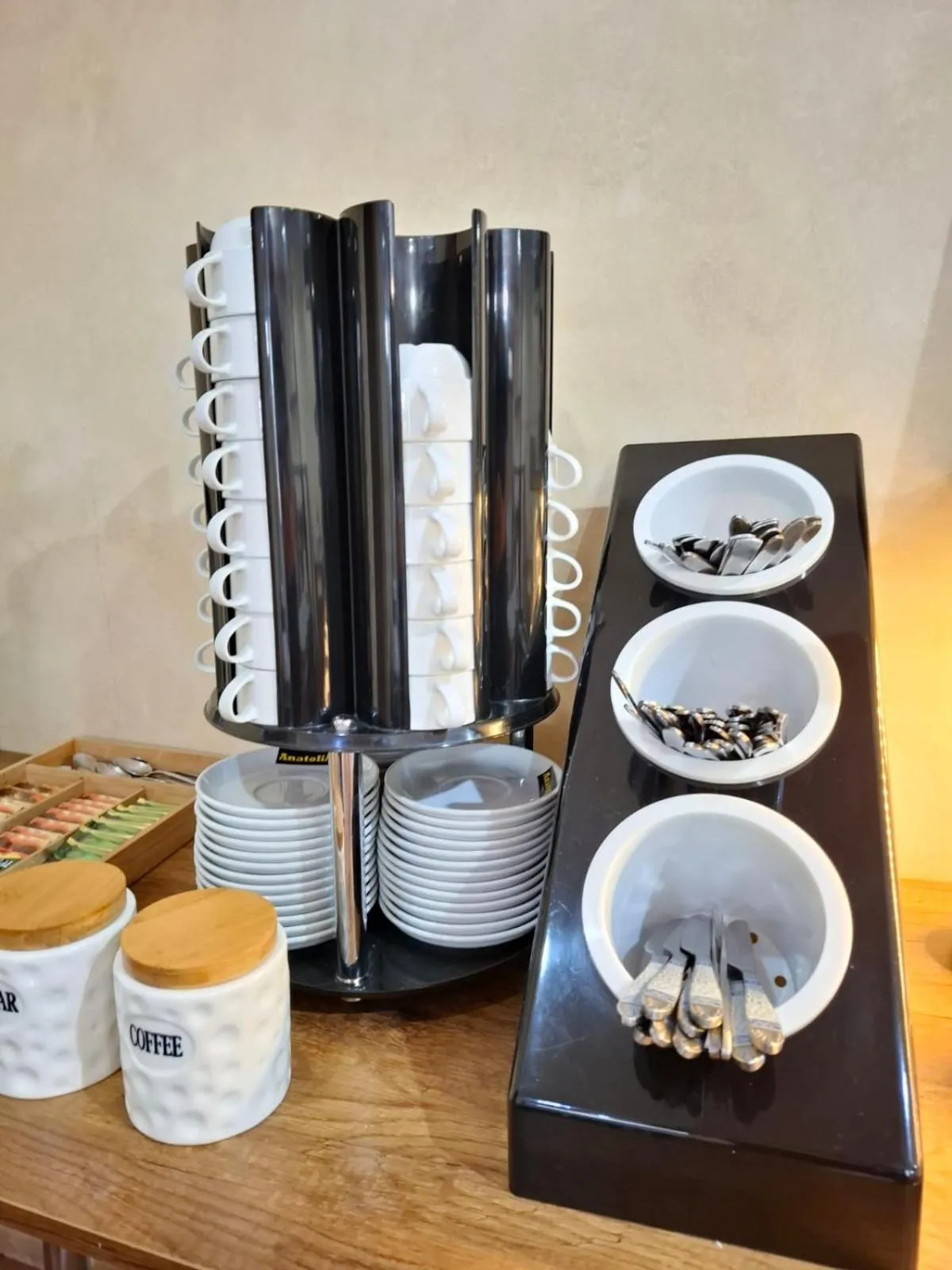 Coffee/tea facilities in Hotel Aira Plaza