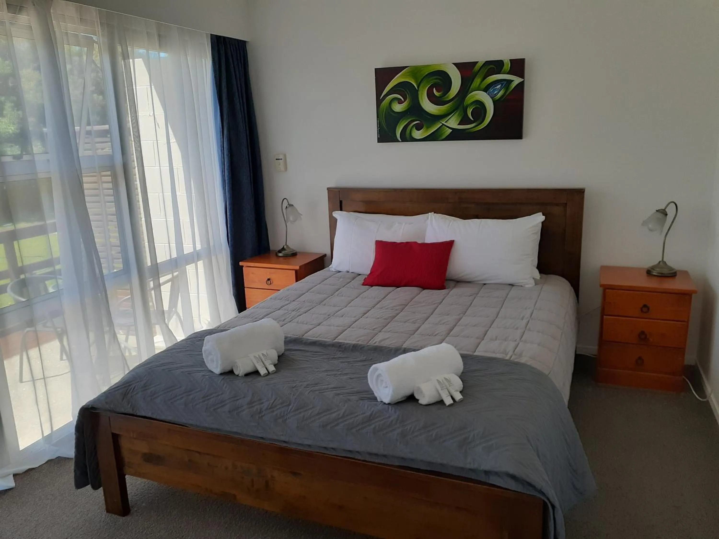 One-Bedroom Apartment in Golden Bay Motel