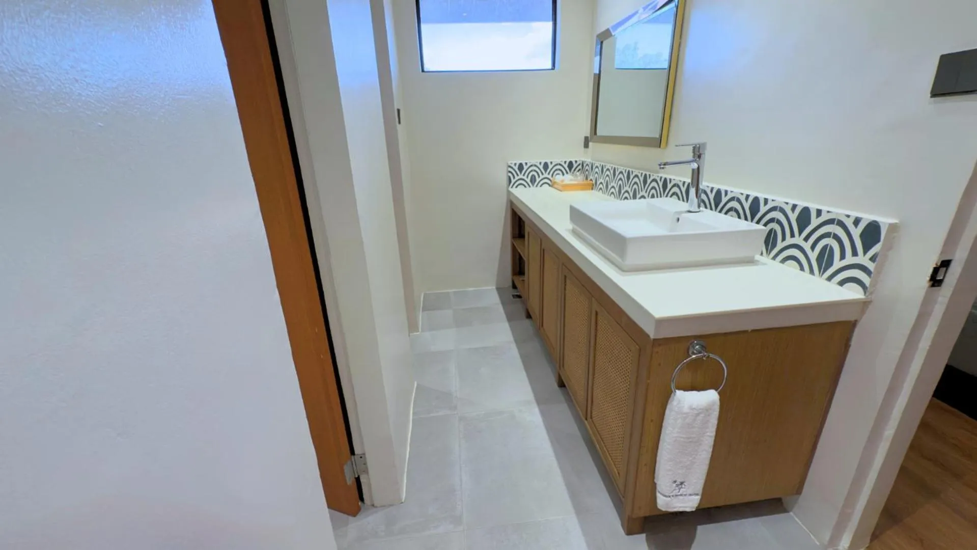 Bathroom in Whiterock Beach Hotel and Waterpark