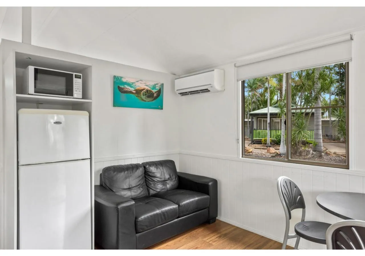 Seating area in Discovery Parks - Rockhampton