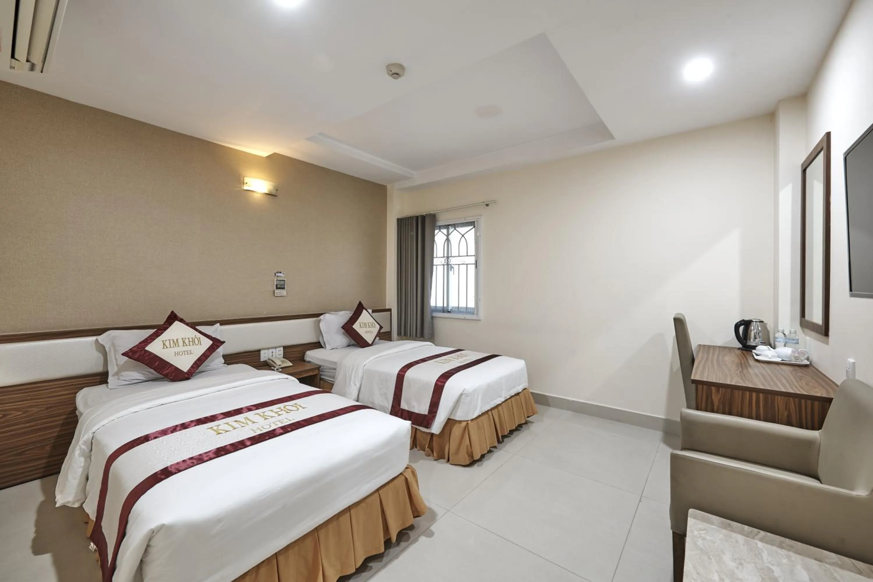 Triple Room with City View in Kim Khoi Hotel