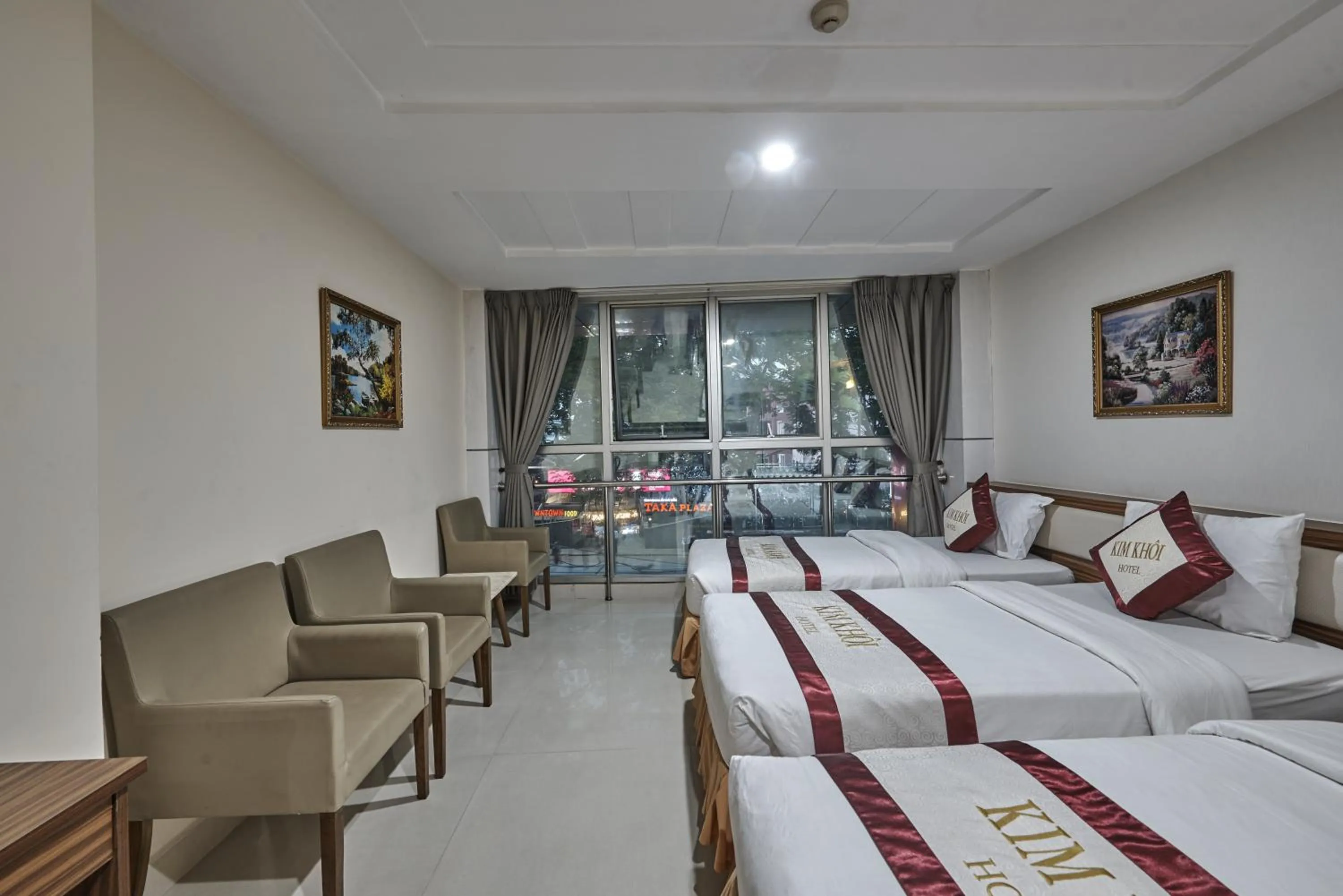 Family Room in Kim Khoi Hotel